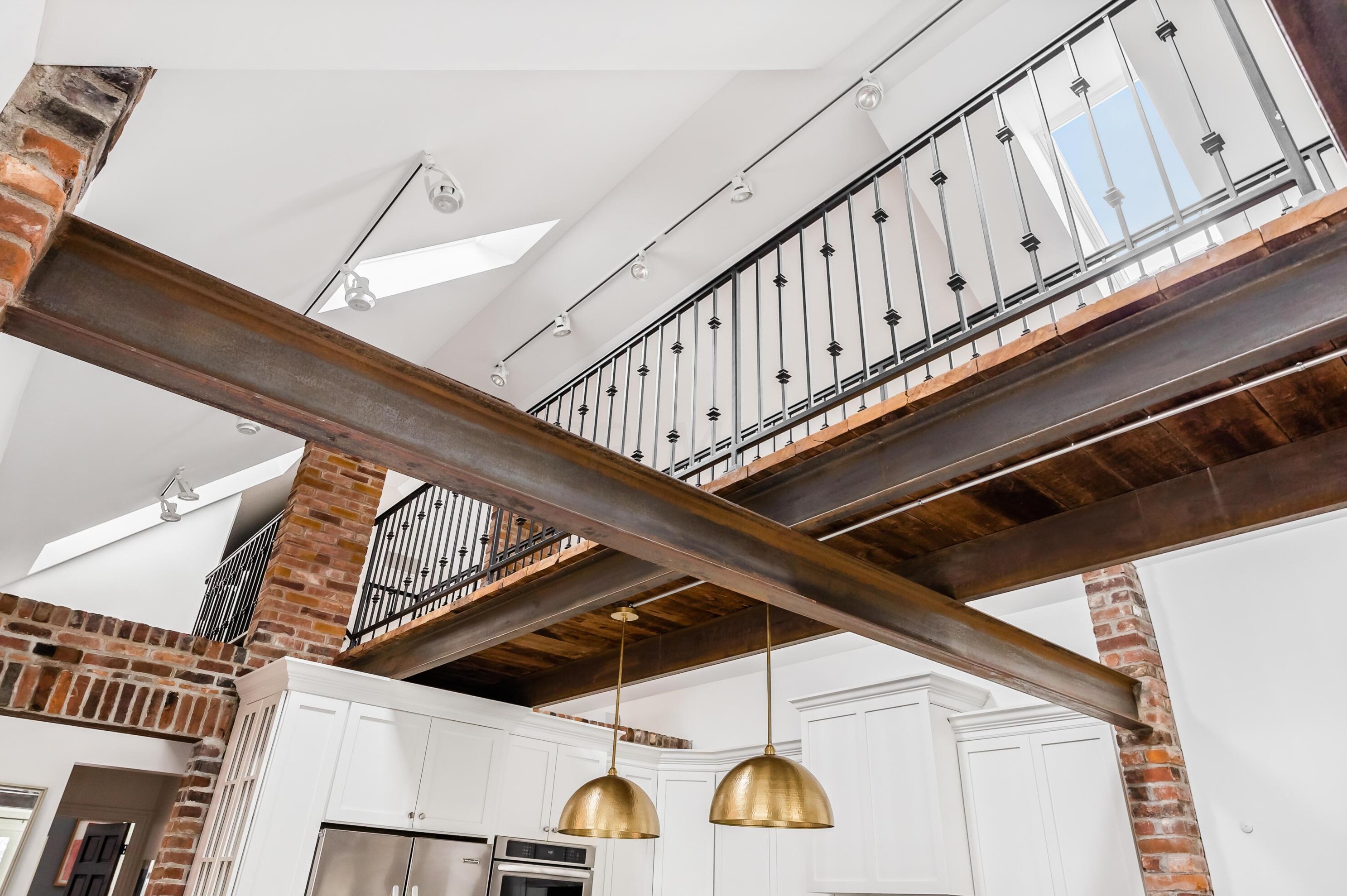 630 Mohawk St, Columbus OH  43206-1153 exterior