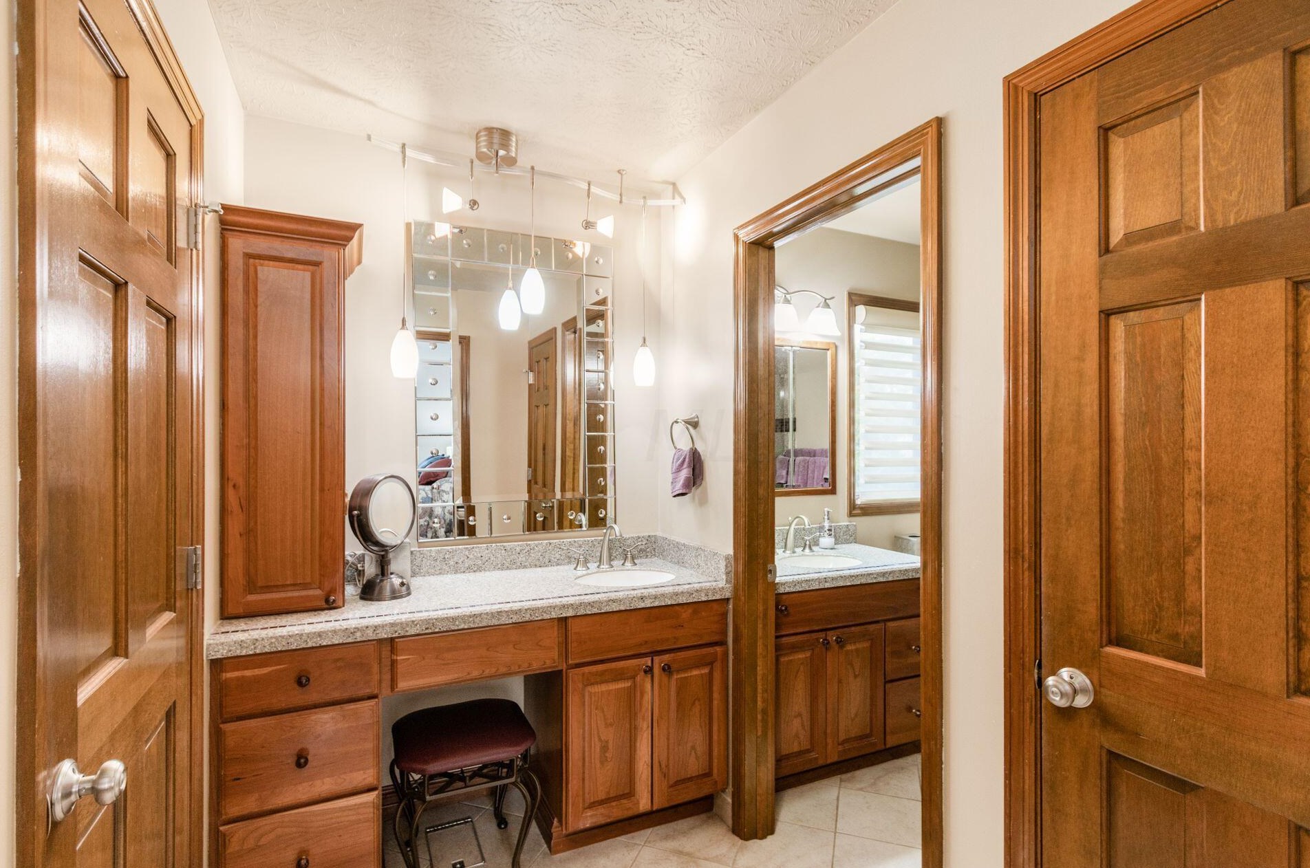 1000 Ravine Ridge Dr, Columbus OH  43085-2907 exterior