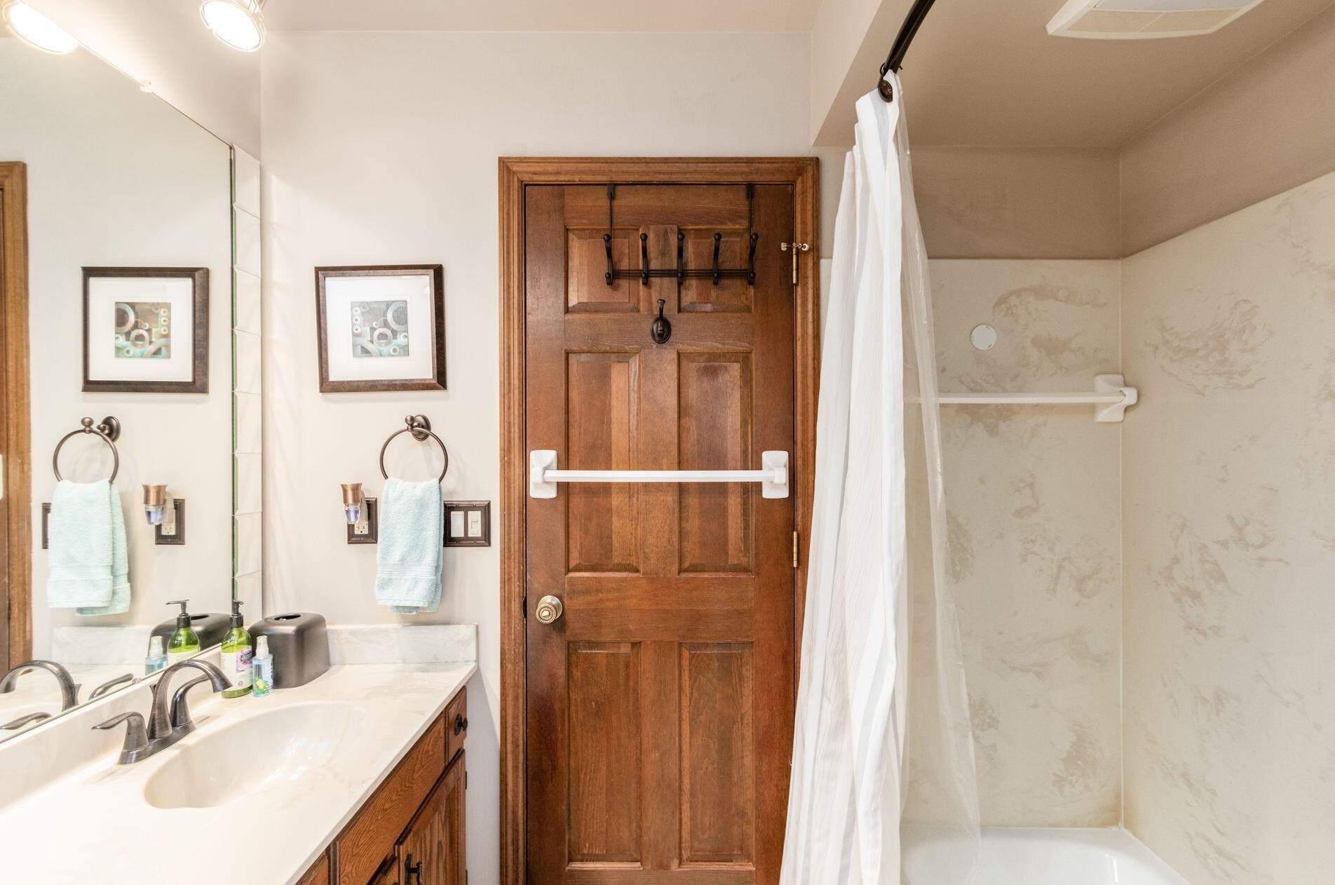 1000 Ravine Ridge Dr, Columbus OH  43085-2907 exterior