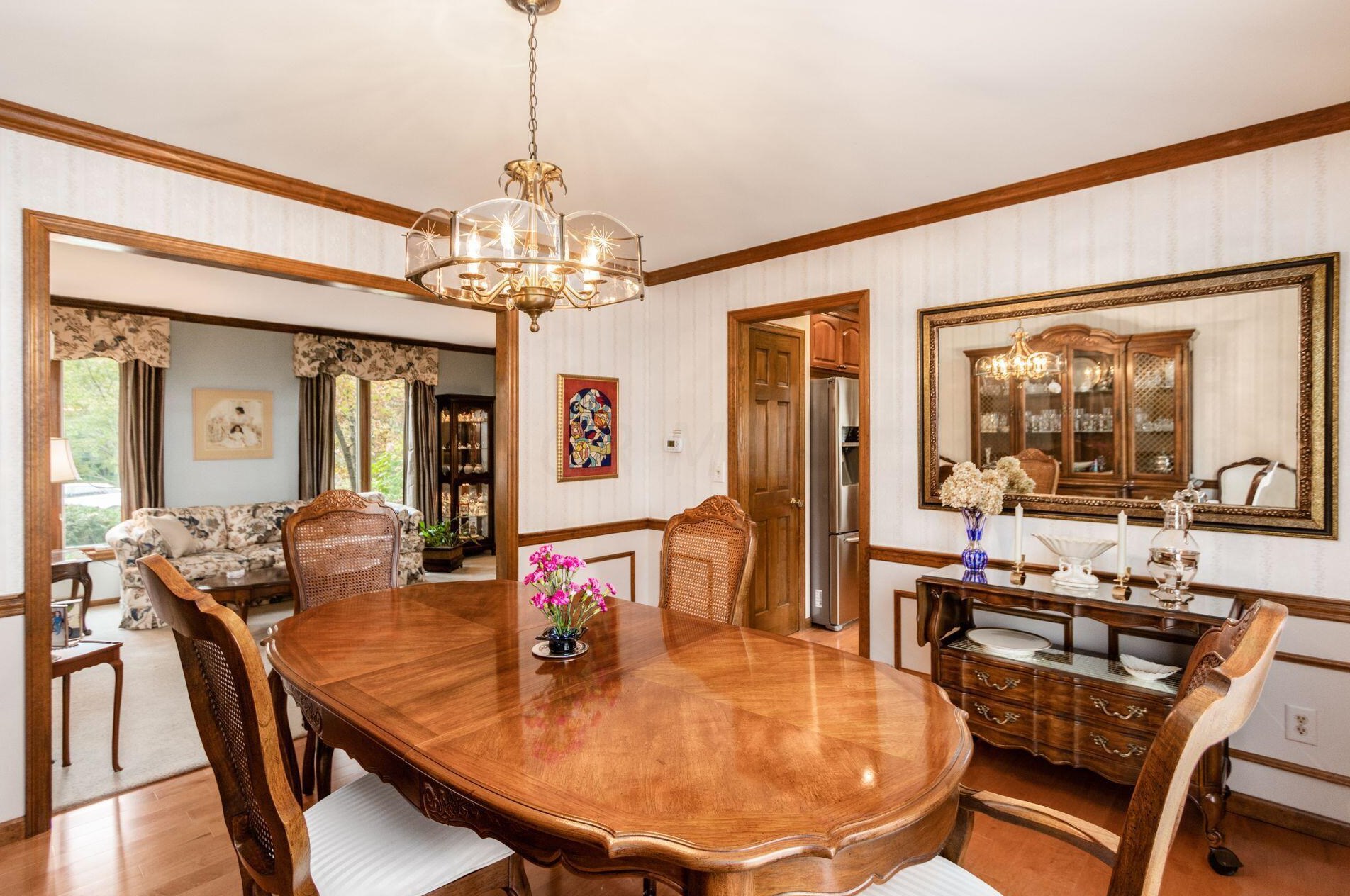 1000 Ravine Ridge Dr, Columbus OH  43085-2907 exterior