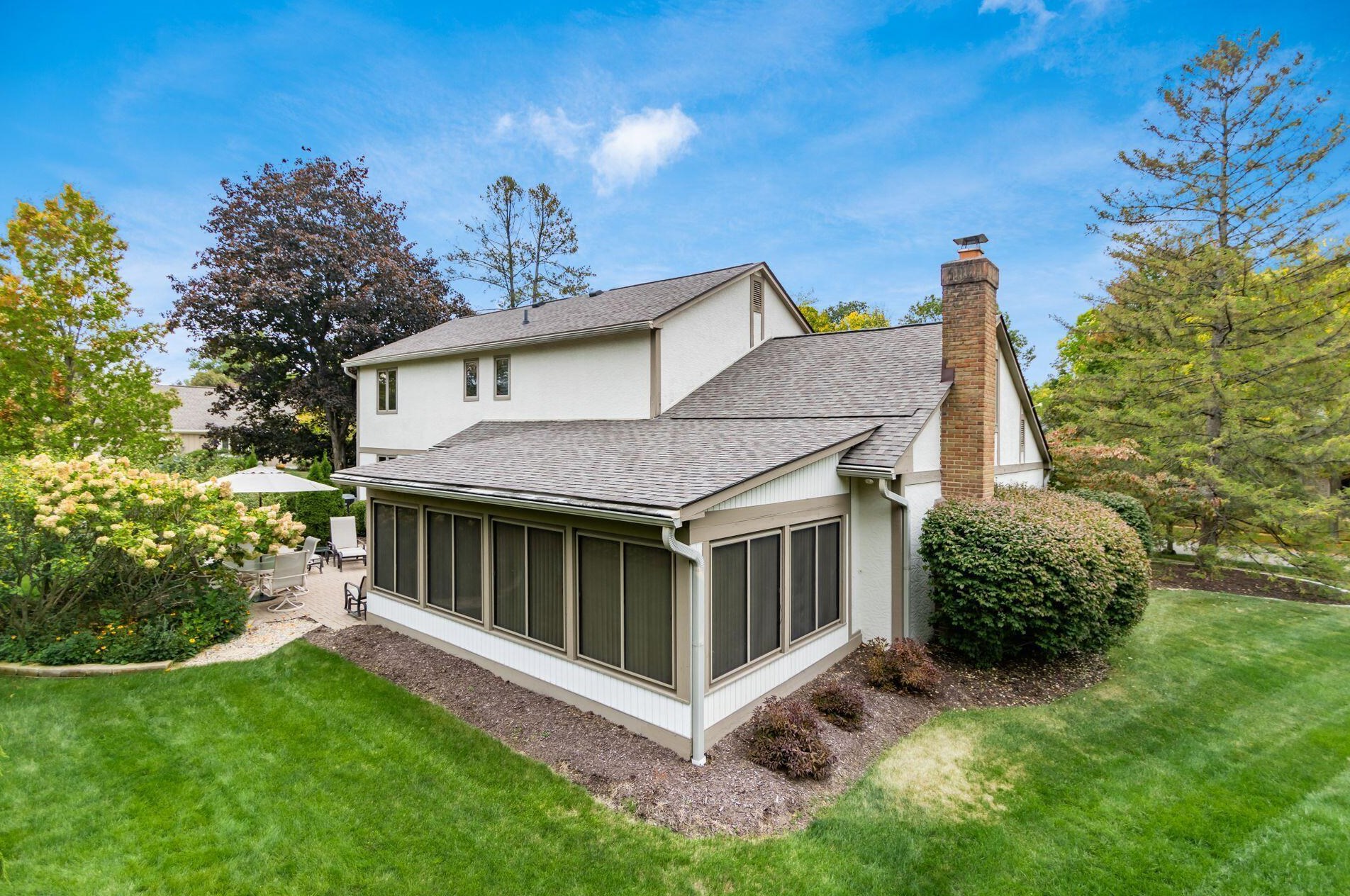 1000 Ravine Ridge Dr, Columbus OH  43085-2907 exterior