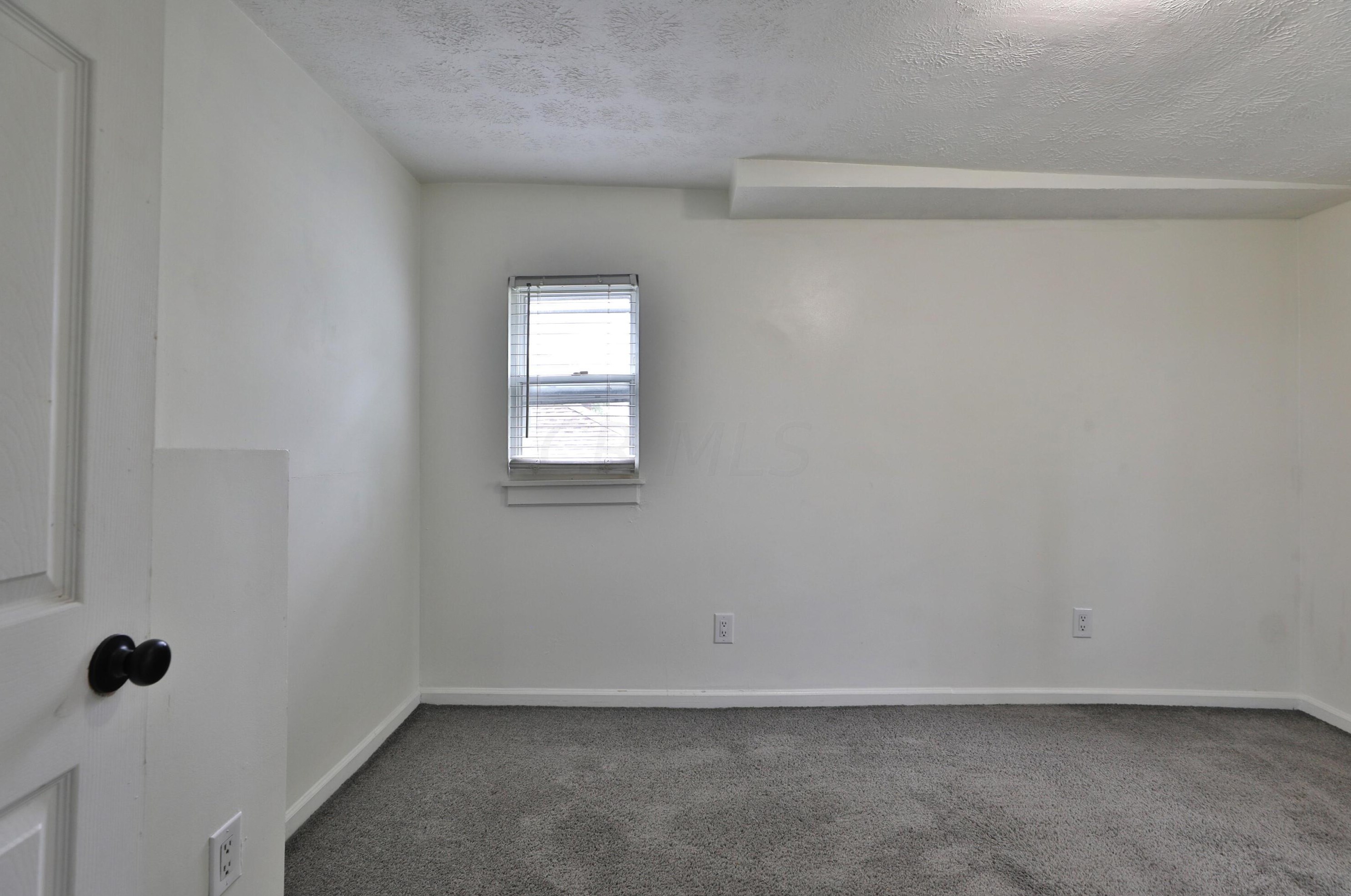 215 Taylor Ave, Columbus OH 43203-1226 exterior