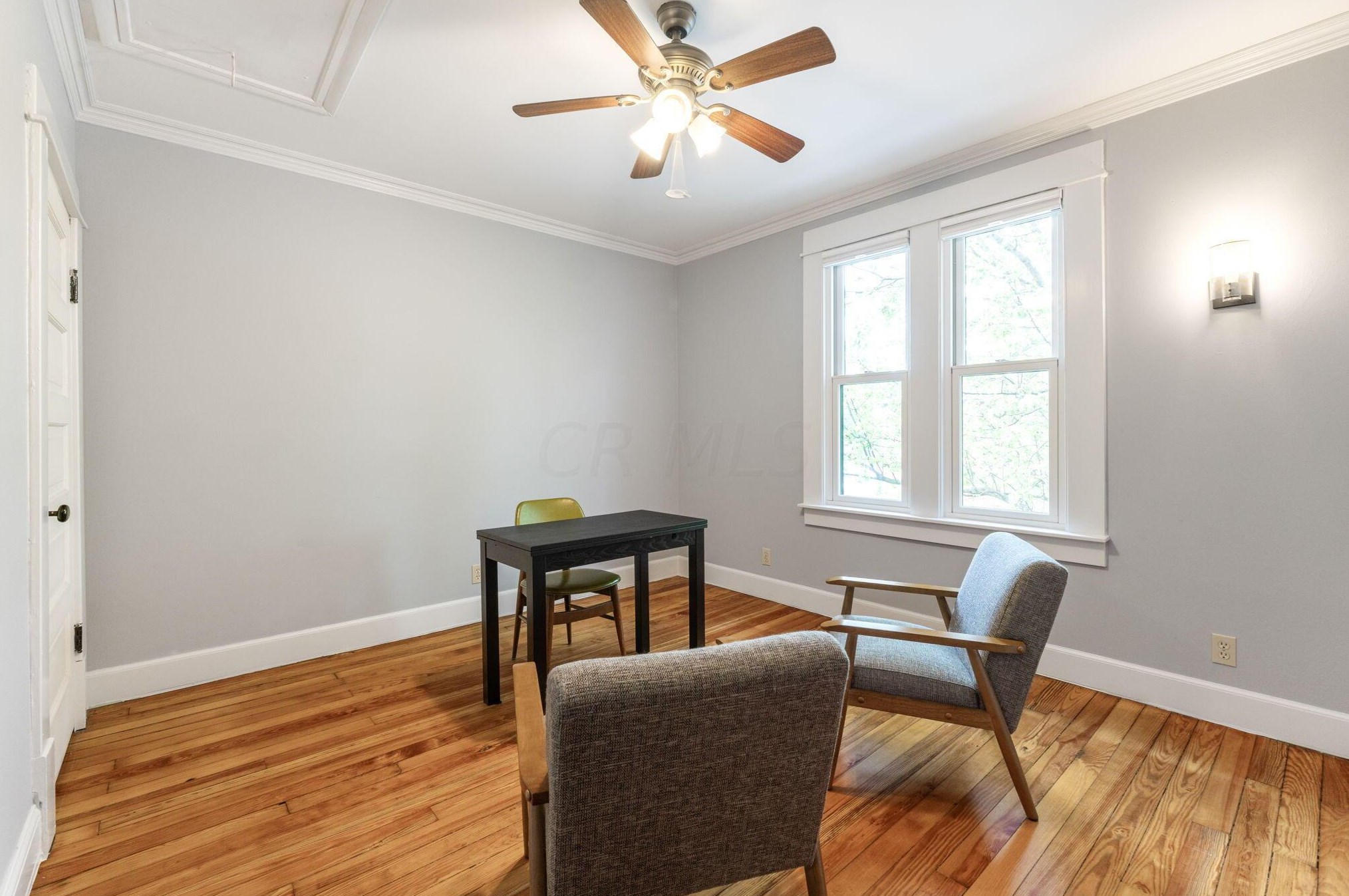 894 Bruck St, Columbus OH  43206-2312 exterior