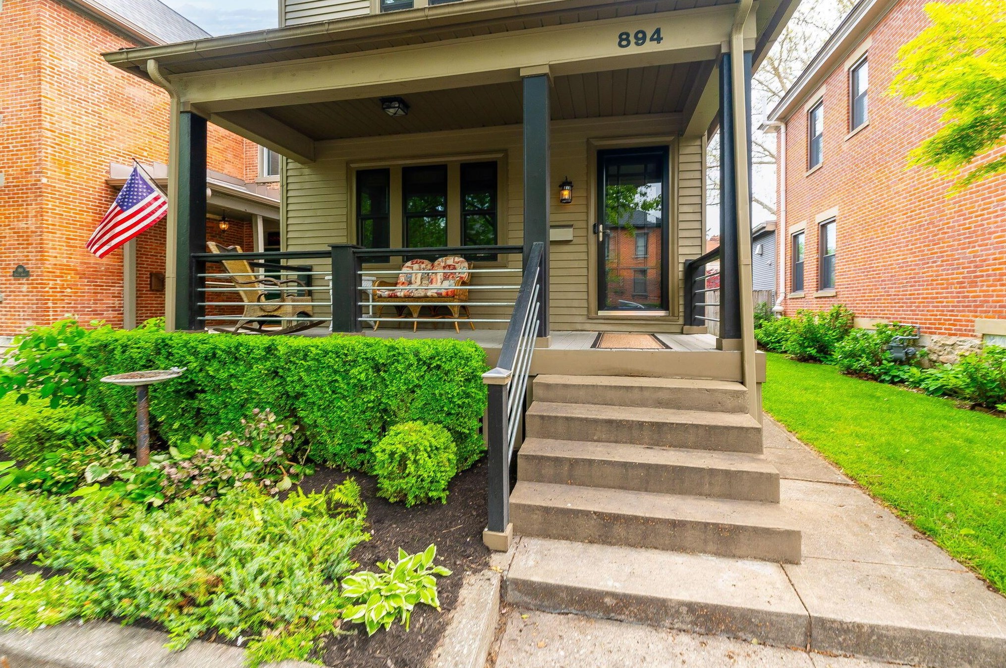 894 Bruck St, Columbus OH  43206-2312 exterior