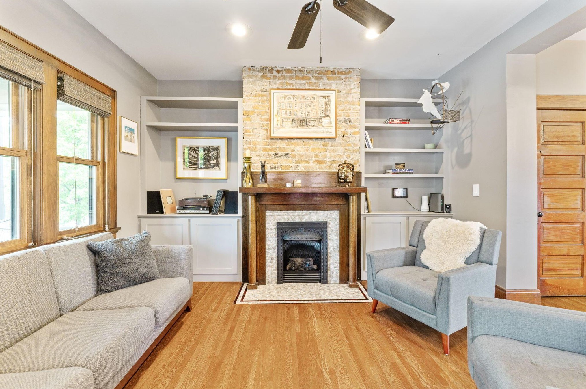 894 Bruck St, Columbus OH  43206-2312 exterior