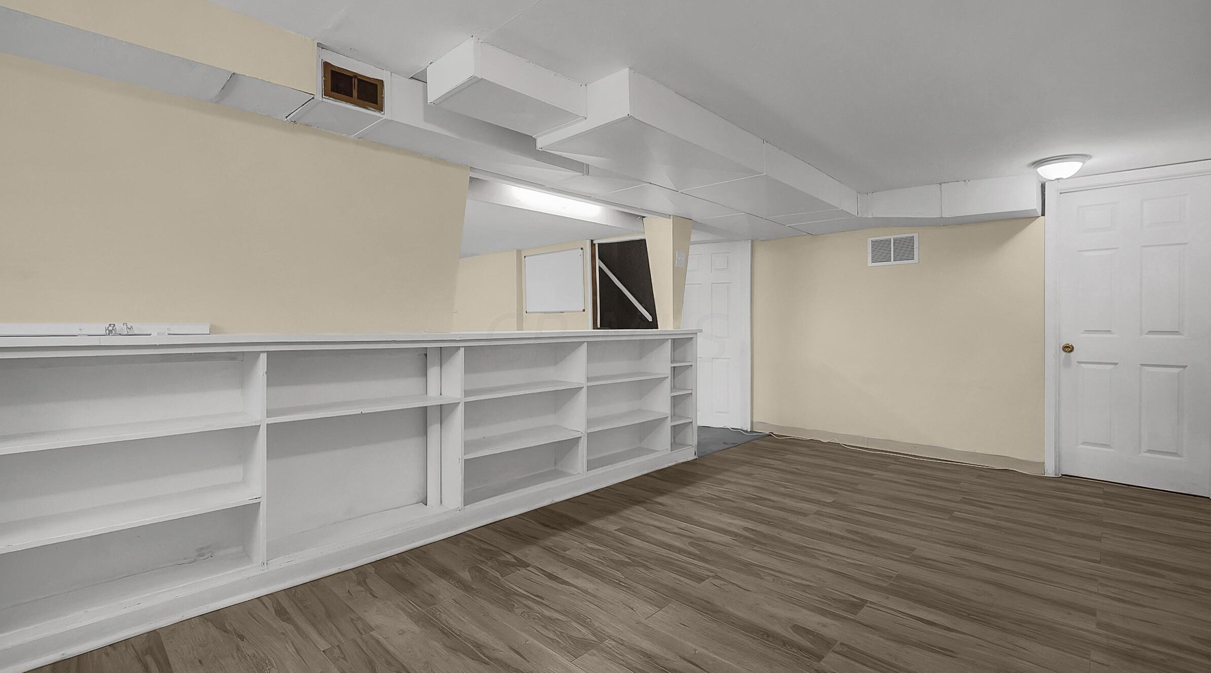 2419 Melrose Ave, Columbus OH 43224-2446 exterior