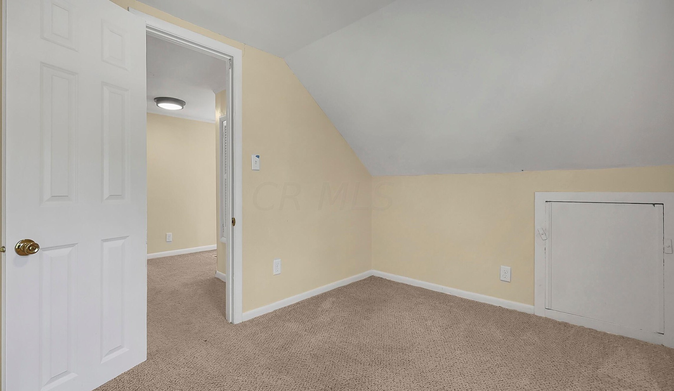 2419 Melrose Ave, Columbus OH 43224-2446 exterior