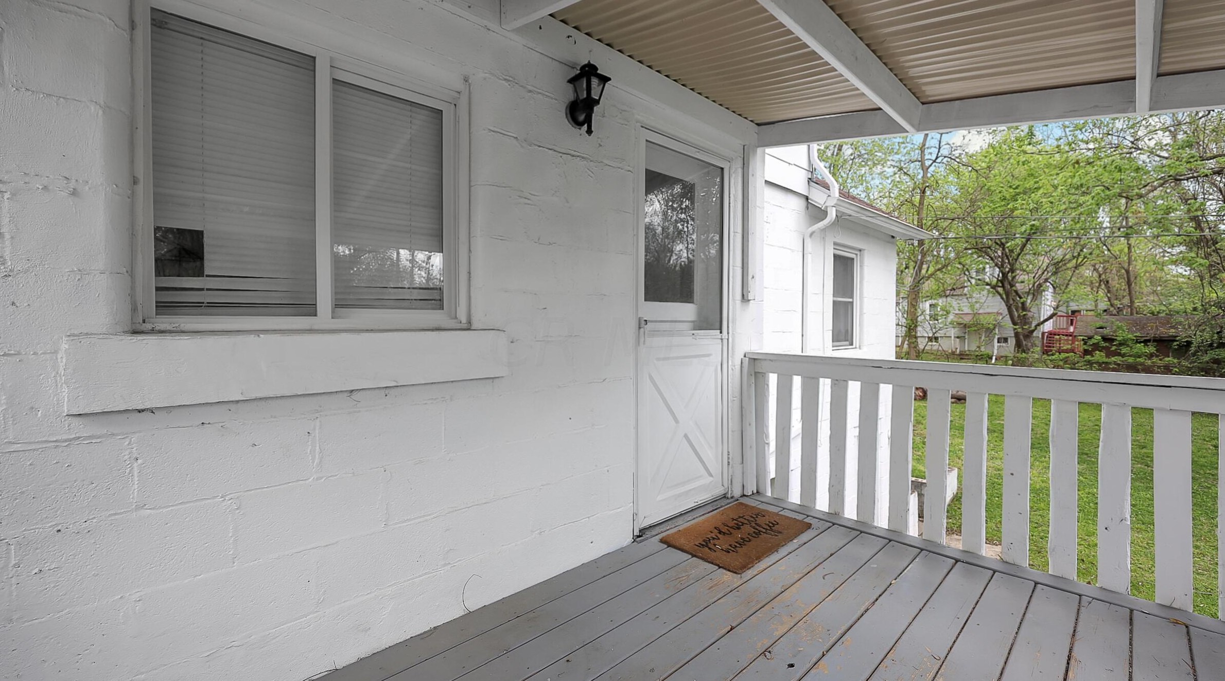 2419 Melrose Ave, Columbus OH 43224-2446 exterior