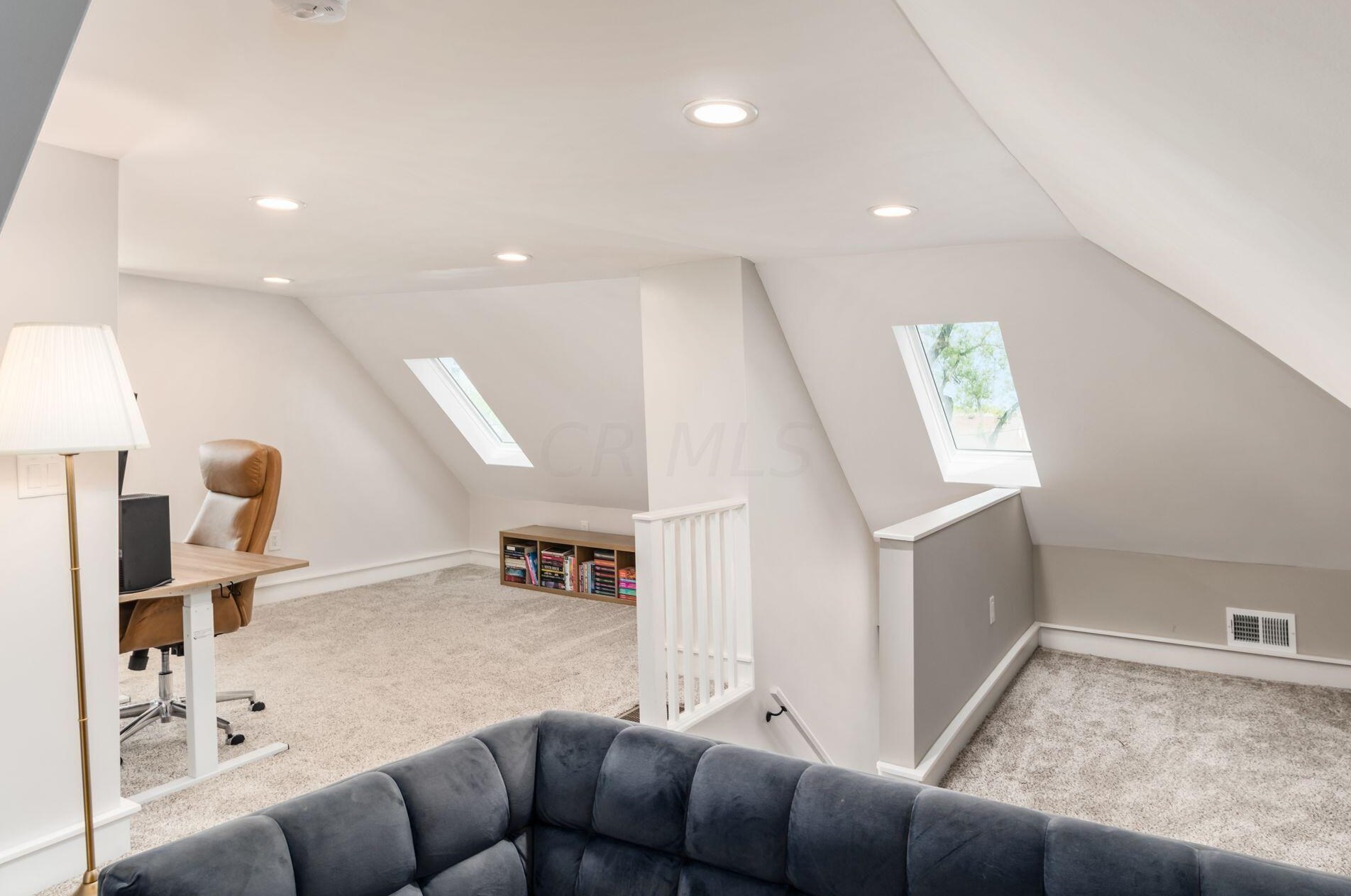 884 Ellsworth Ave, Columbus OH  43206-1708 exterior