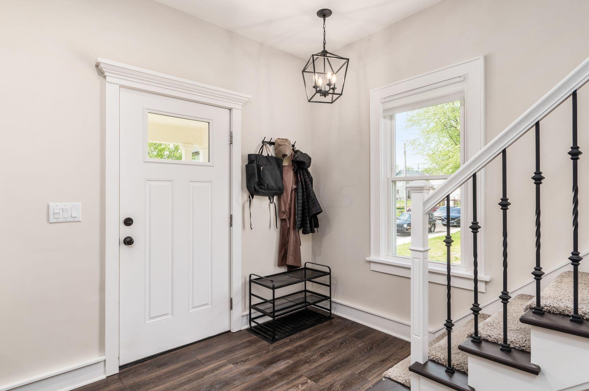 884 Ellsworth Ave, Columbus OH  43206-1708 exterior