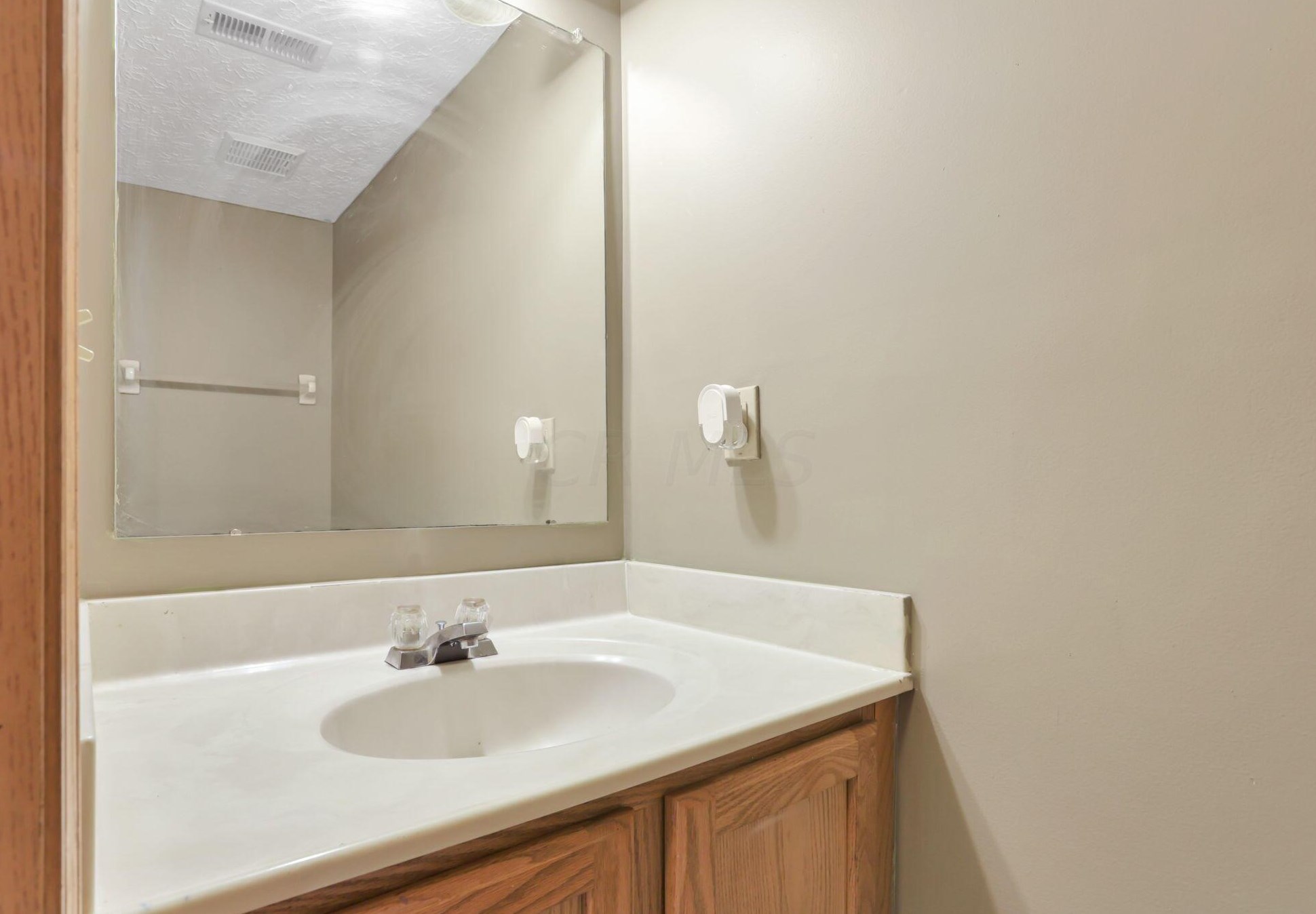 2737 Northwold Rd, Columbus OH 43231-5990 exterior