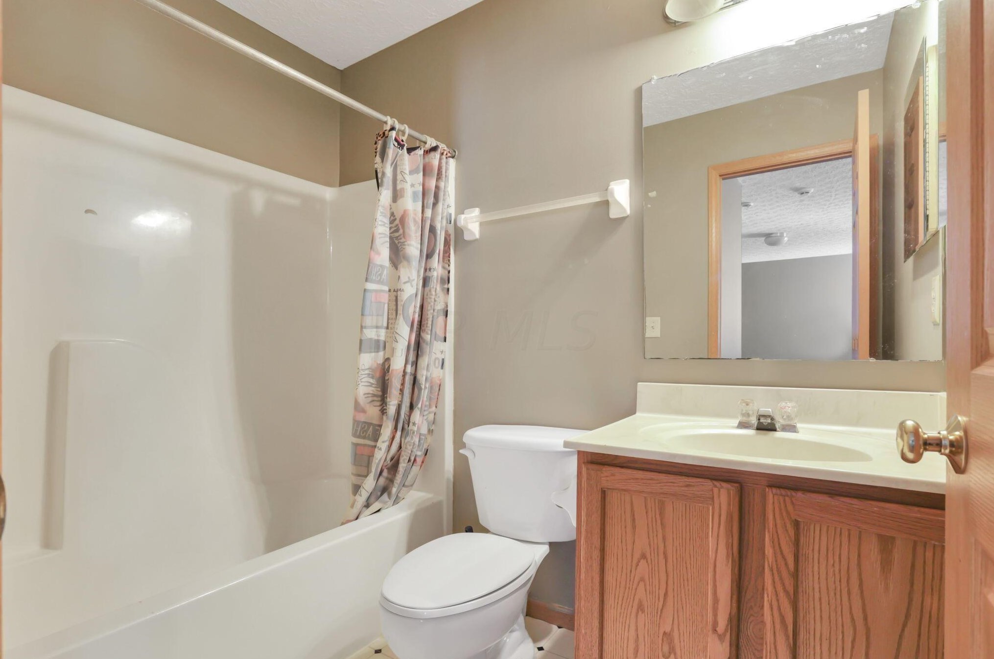 2737 Northwold Rd, Columbus OH 43231-5990 exterior