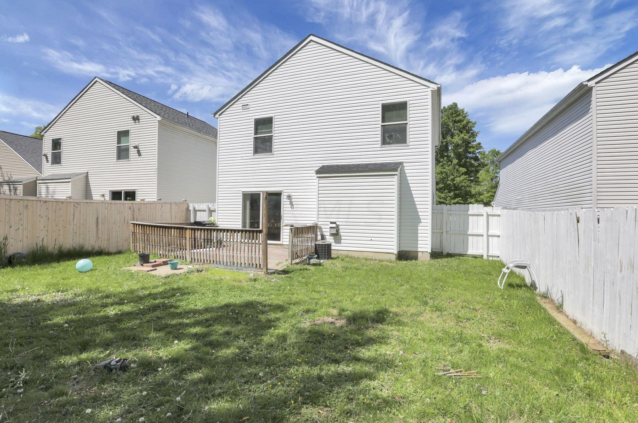 2737 Northwold Rd, Columbus OH 43231-5990 exterior