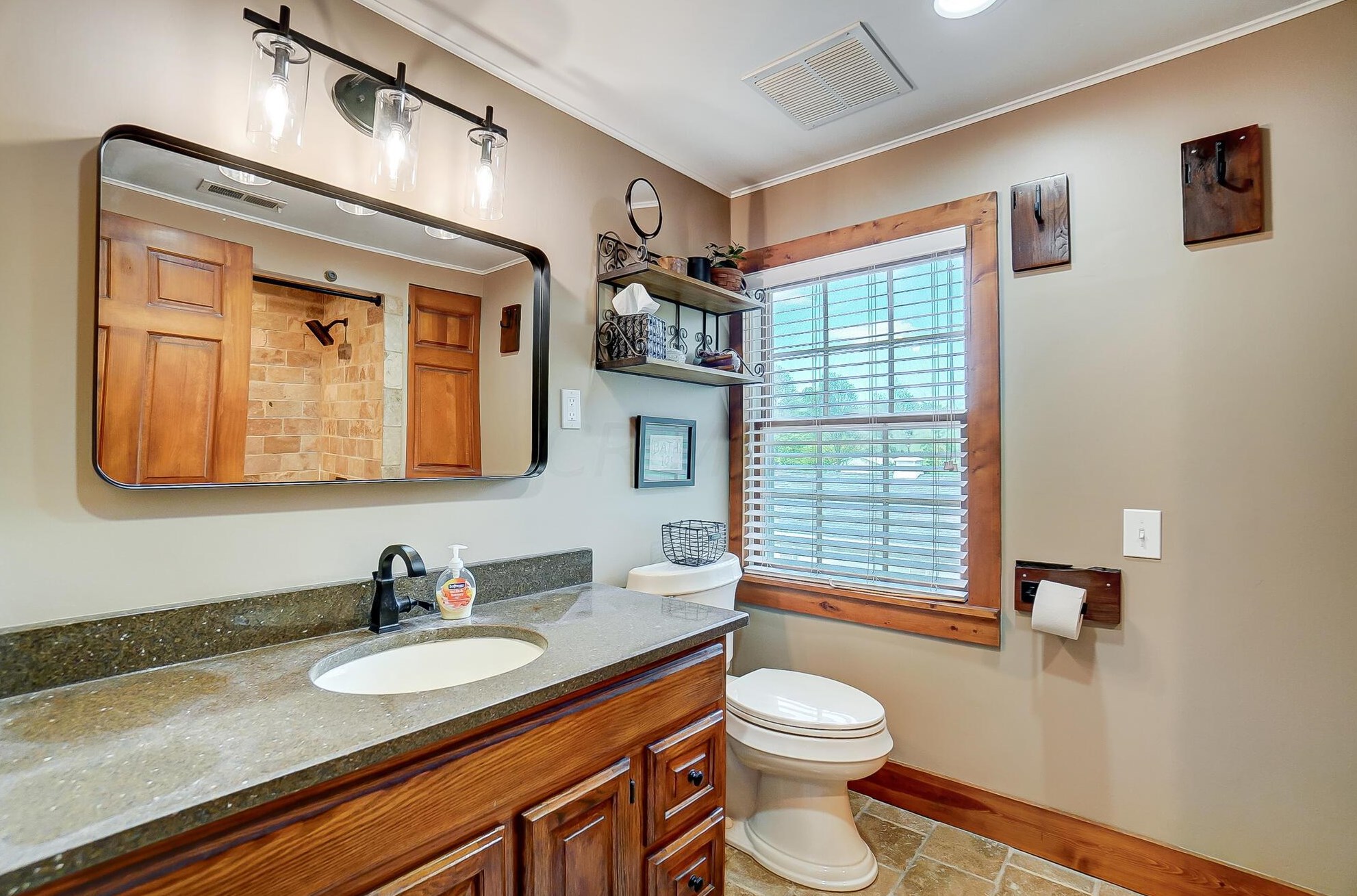 7670 Blacklick Eastern Rd, Pickerington OH  43147-9488 exterior