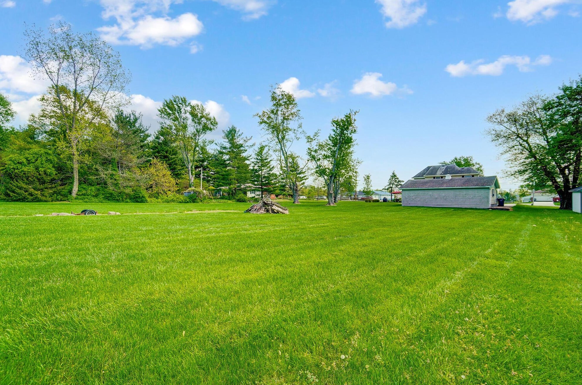 7670 Blacklick Eastern Rd, Pickerington OH  43147-9488 exterior