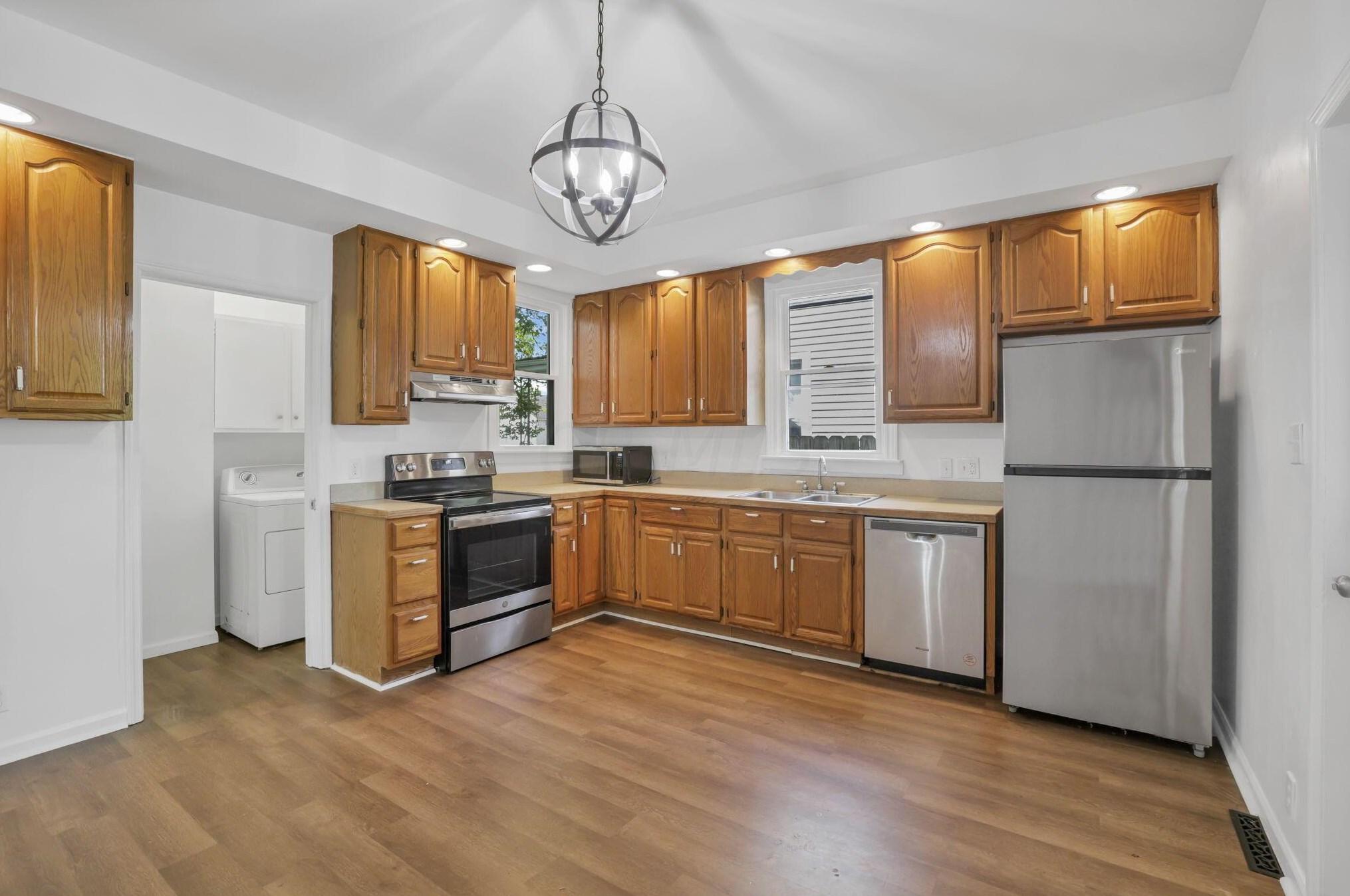 612 Oakwood Ave, Lancaster OH  43130-3216 exterior