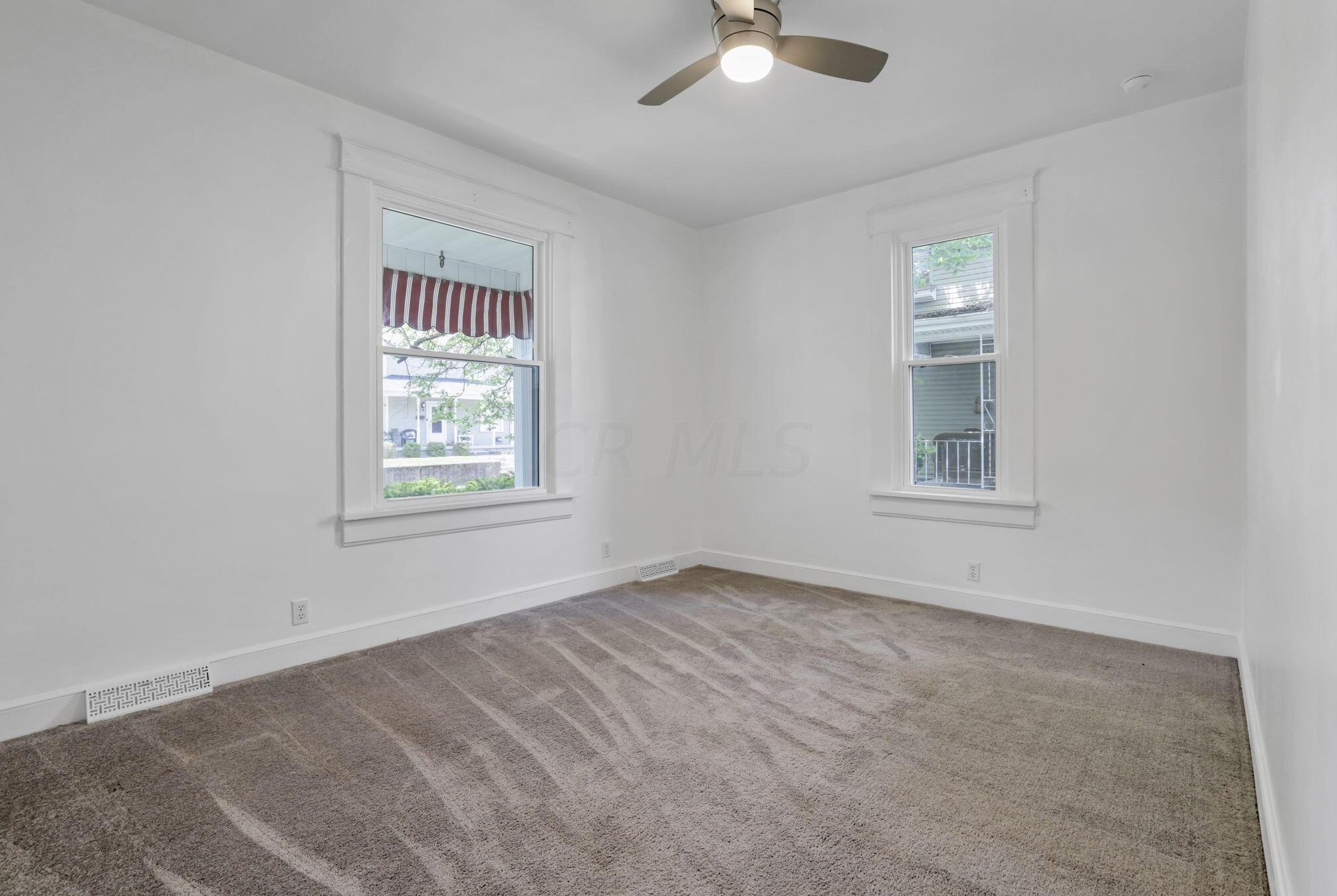 612 Oakwood Ave, Lancaster OH  43130-3216 exterior