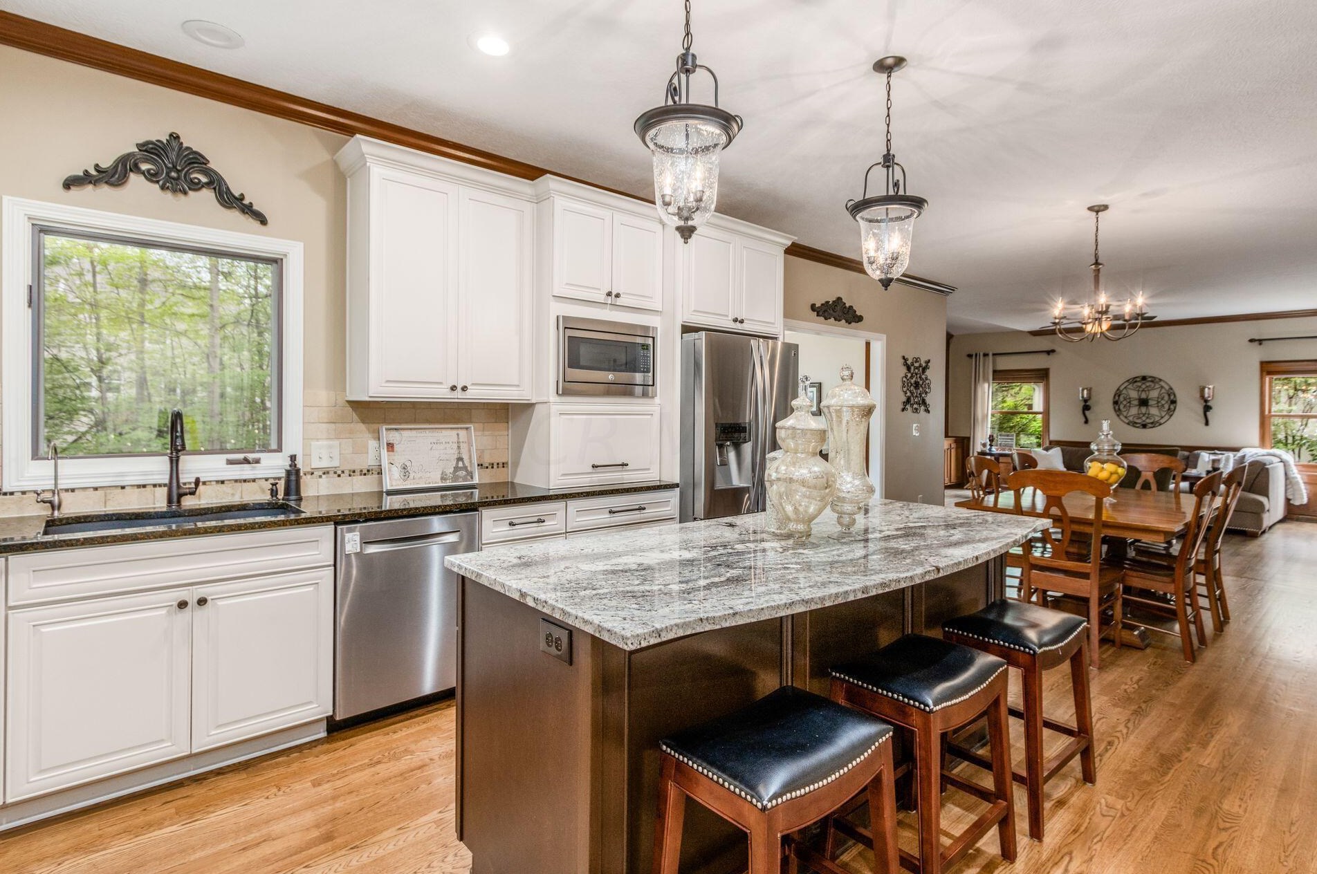 5220 Somerset Ave, Westerville OH  43082-8475 exterior