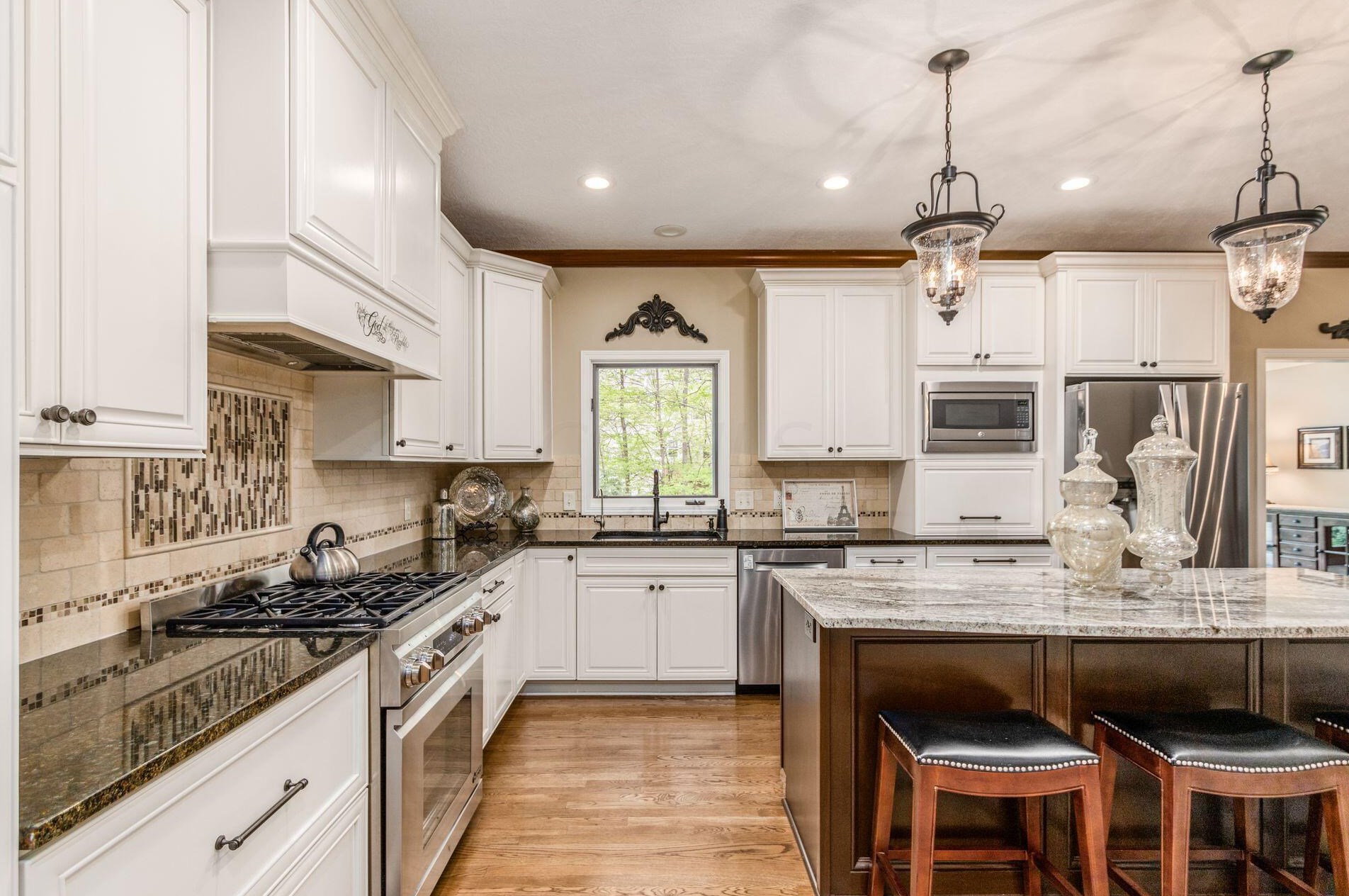 5220 Somerset Ave, Westerville OH  43082-8475 exterior