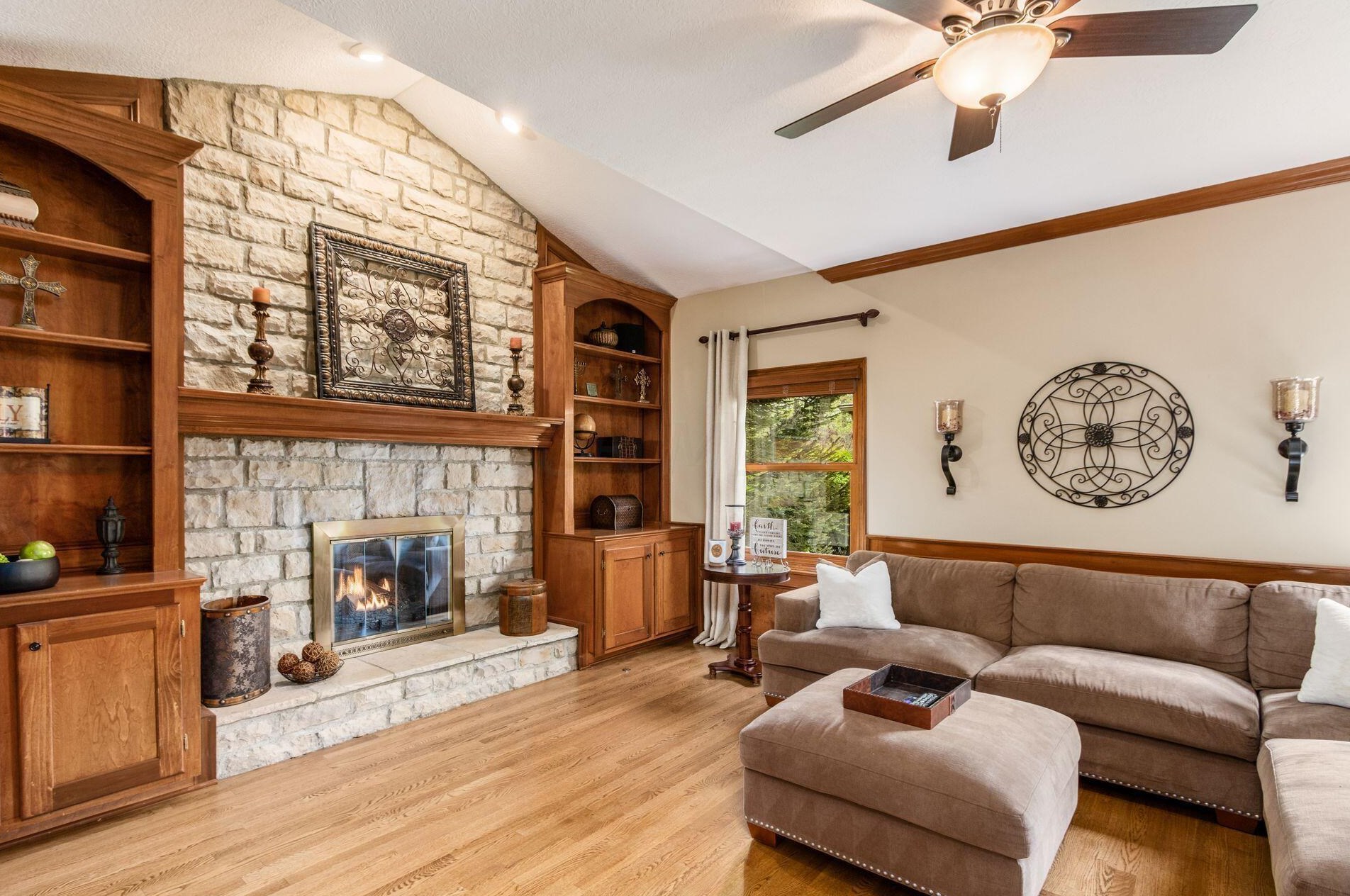 5220 Somerset Ave, Westerville OH  43082-8475 exterior