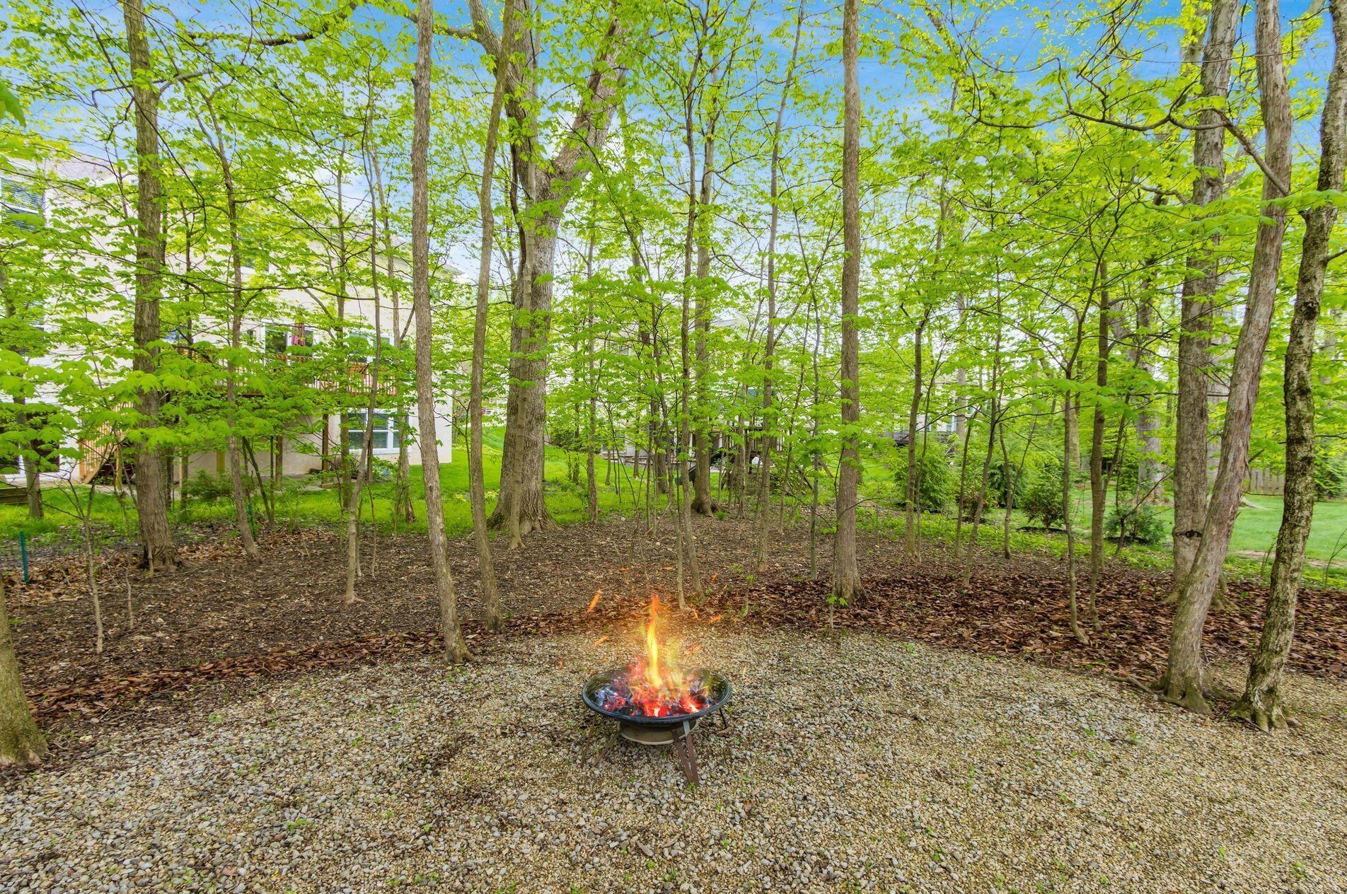 5220 Somerset Ave, Westerville OH  43082-8475 exterior