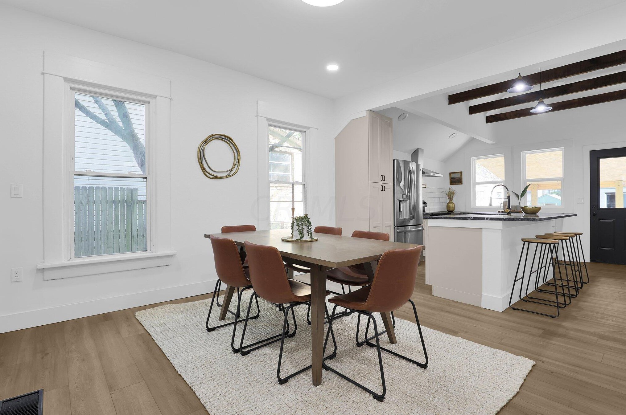 385 Mithoff St, Columbus OH 43206-3530 exterior