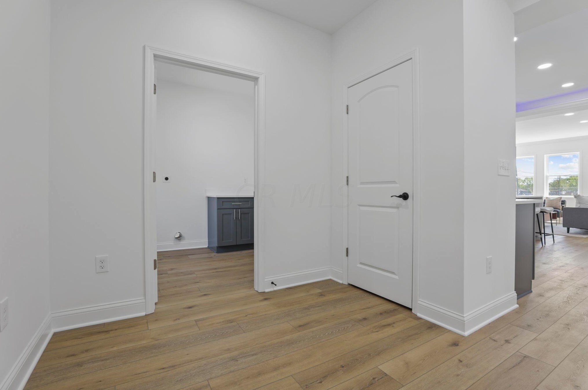 646 Stewart Ave, Columbus OH  43206-2974 exterior