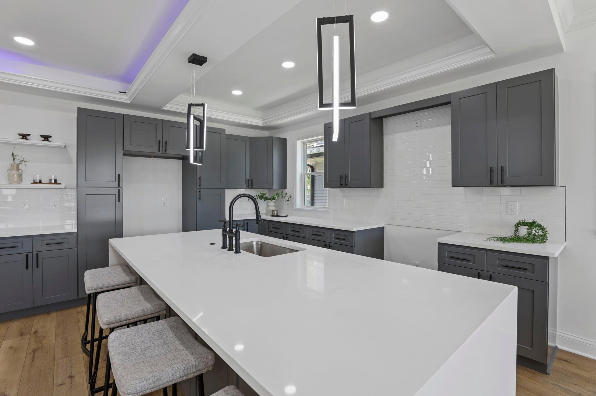 646 Stewart Ave, Columbus OH  43206-2974 exterior