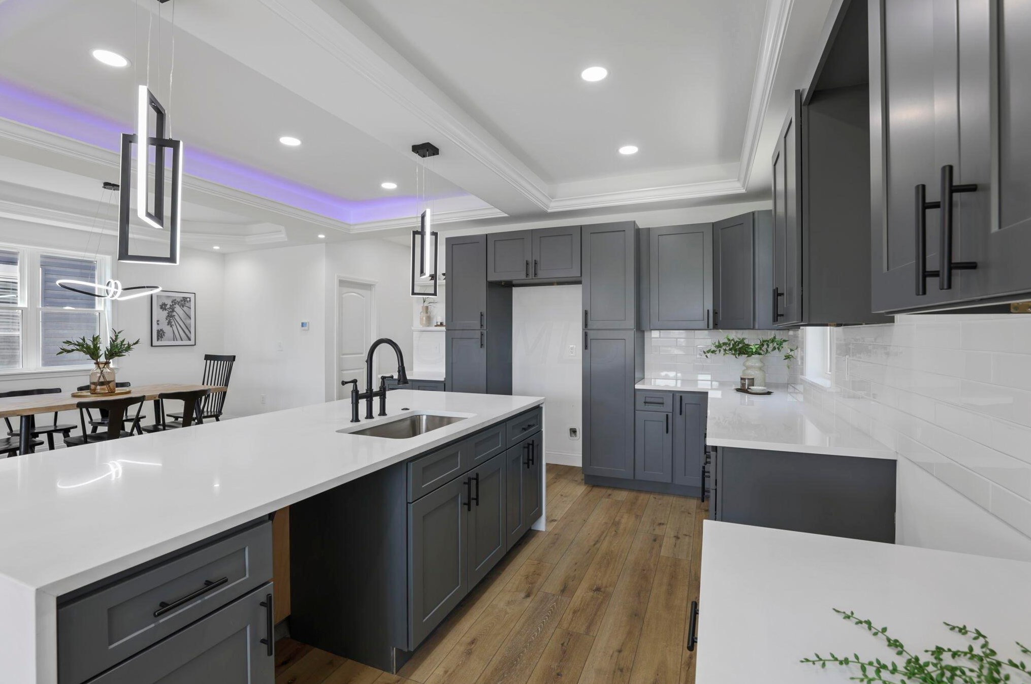 646 Stewart Ave, Columbus OH  43206-2974 exterior