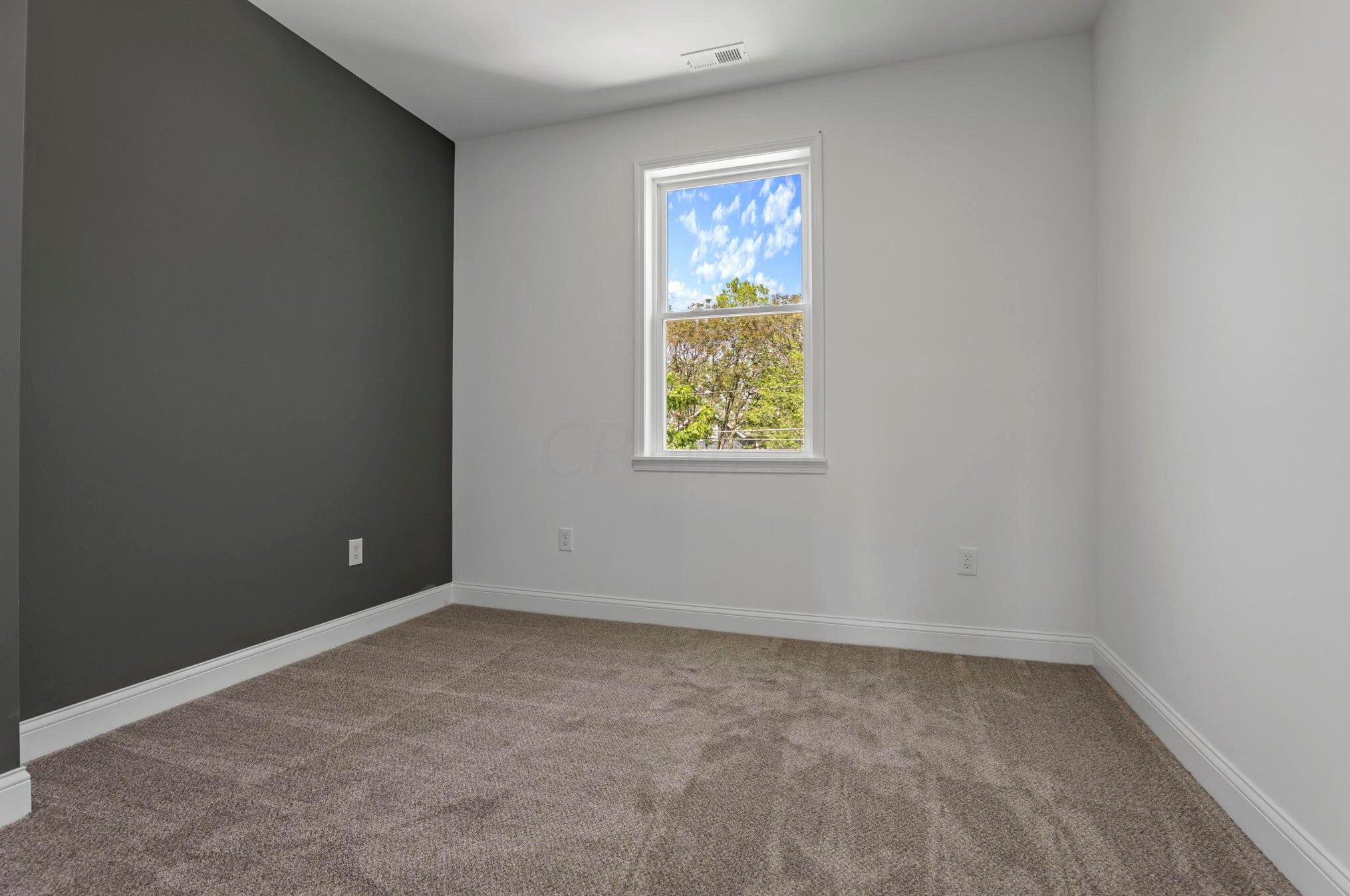 646 Stewart Ave, Columbus OH  43206-2974 exterior