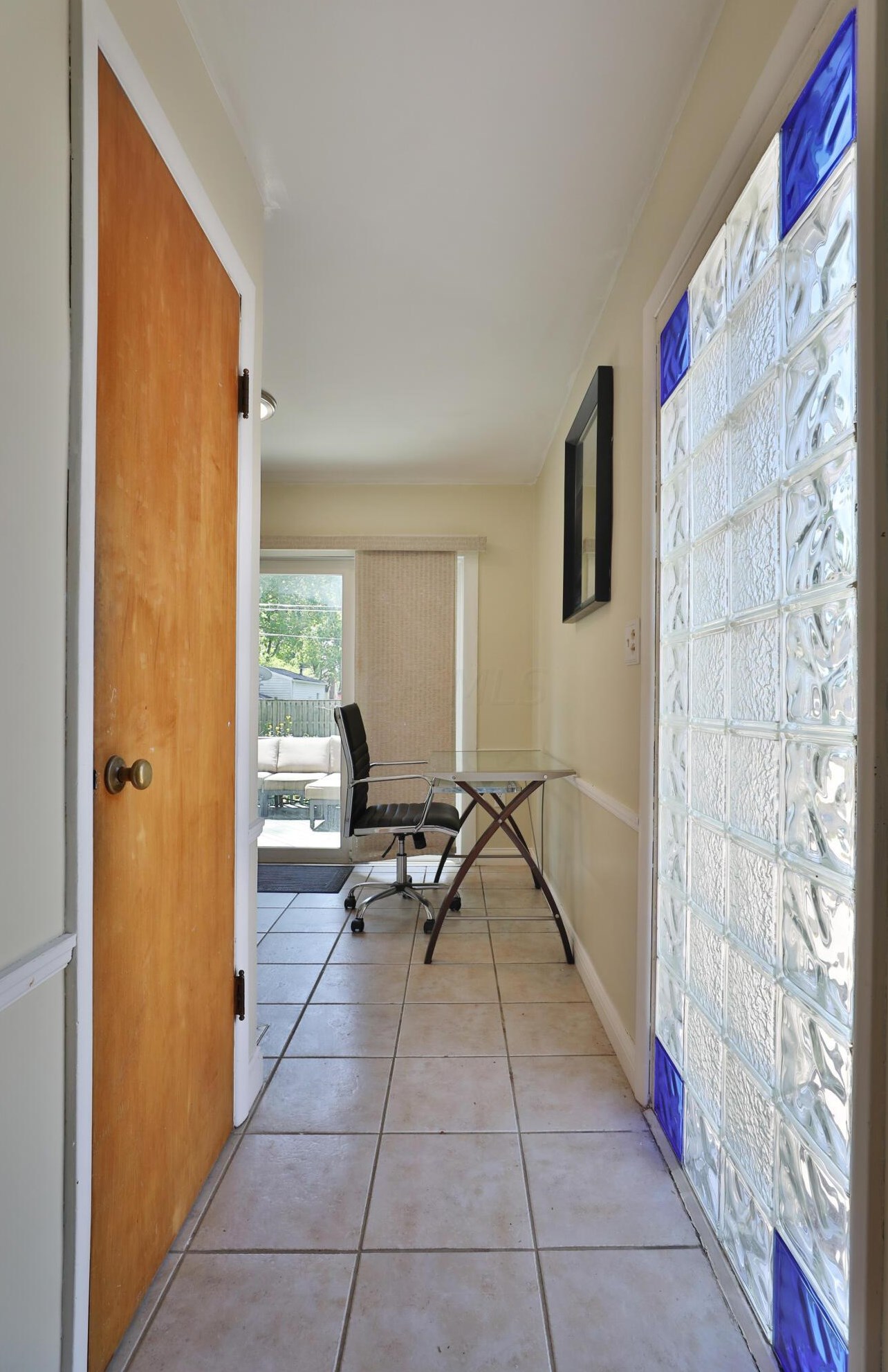 2211 Edgevale Rd, Columbus OH 43221-1109 exterior