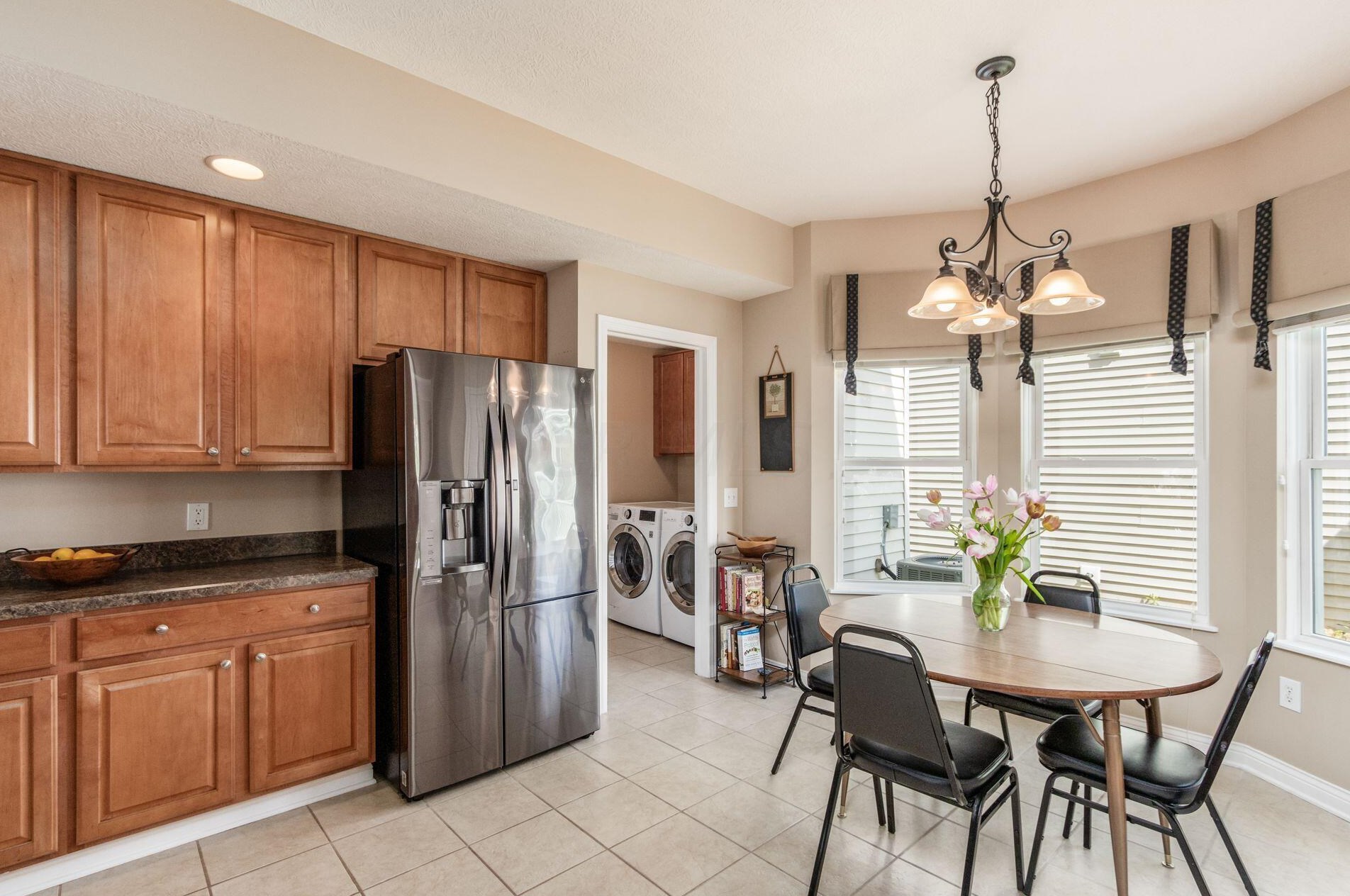 5959 Course Dr, Westerville OH  43081-8071 exterior