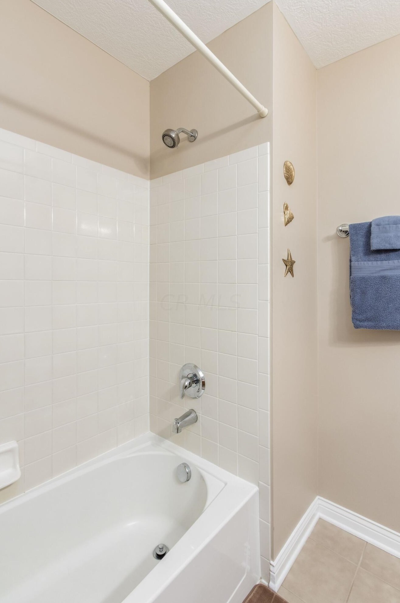 5959 Course Dr, Westerville OH  43081-8071 exterior