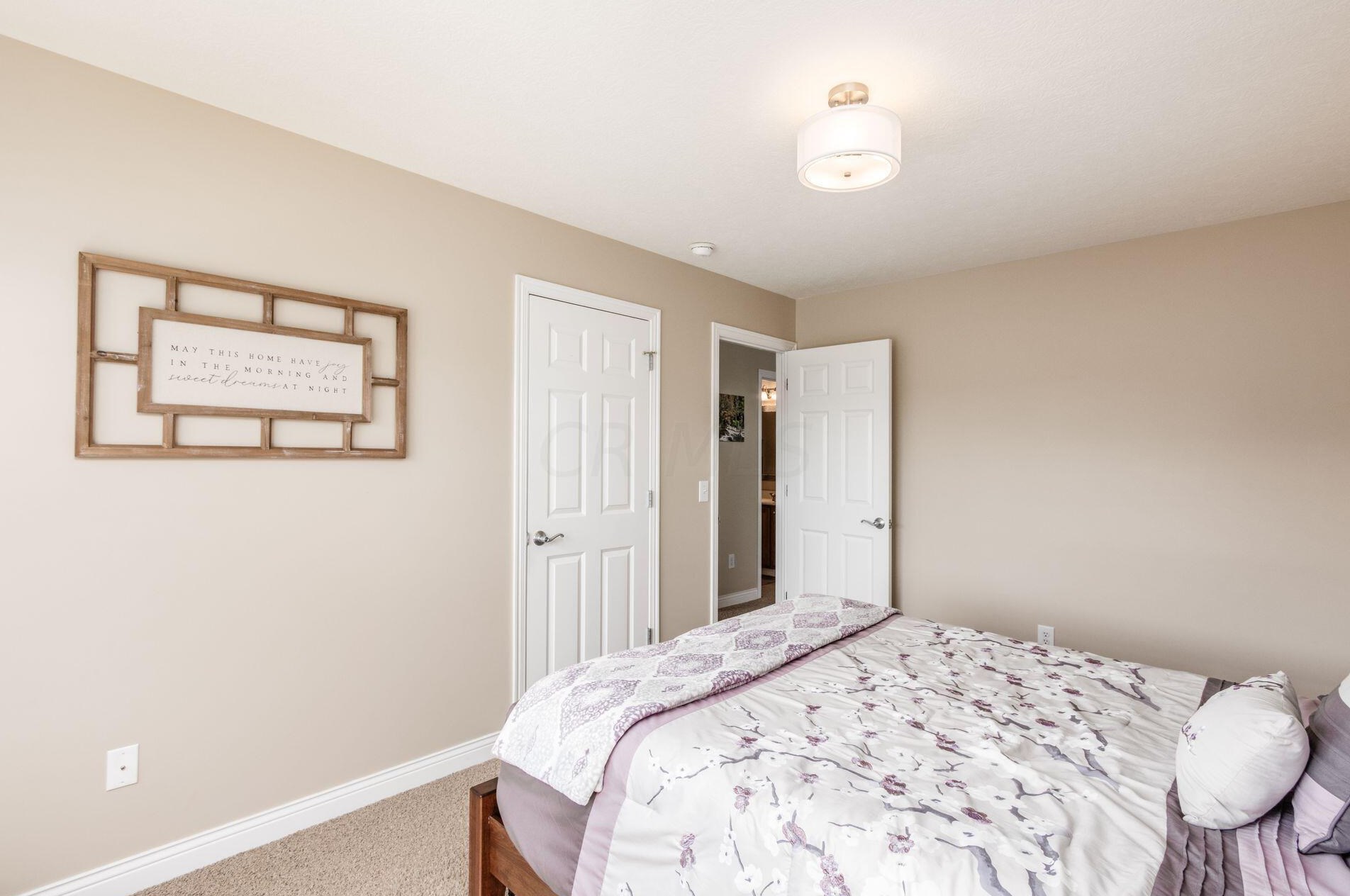 5959 Course Dr, Westerville OH  43081-8071 exterior