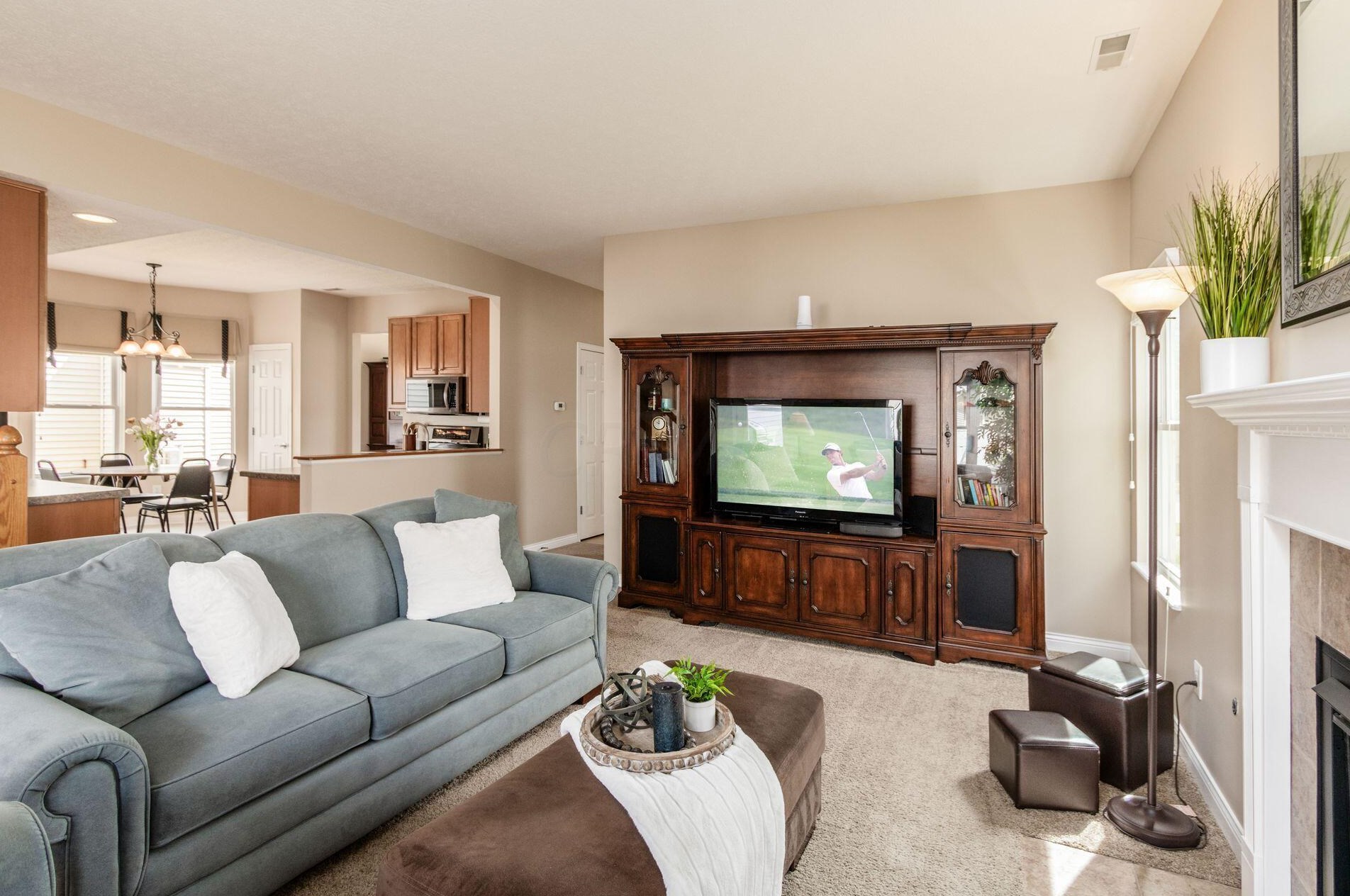 5959 Course Dr, Westerville OH  43081-8071 exterior