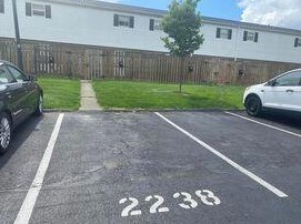 2238 Perkins Ct, Columbus OH  43229-9604 exterior