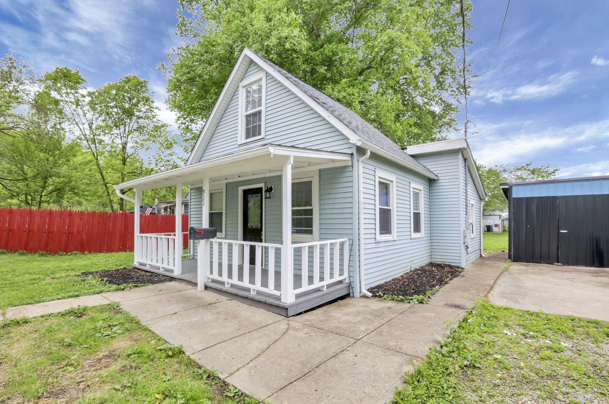 923 4th St, Lancaster OH  43130-4620 exterior