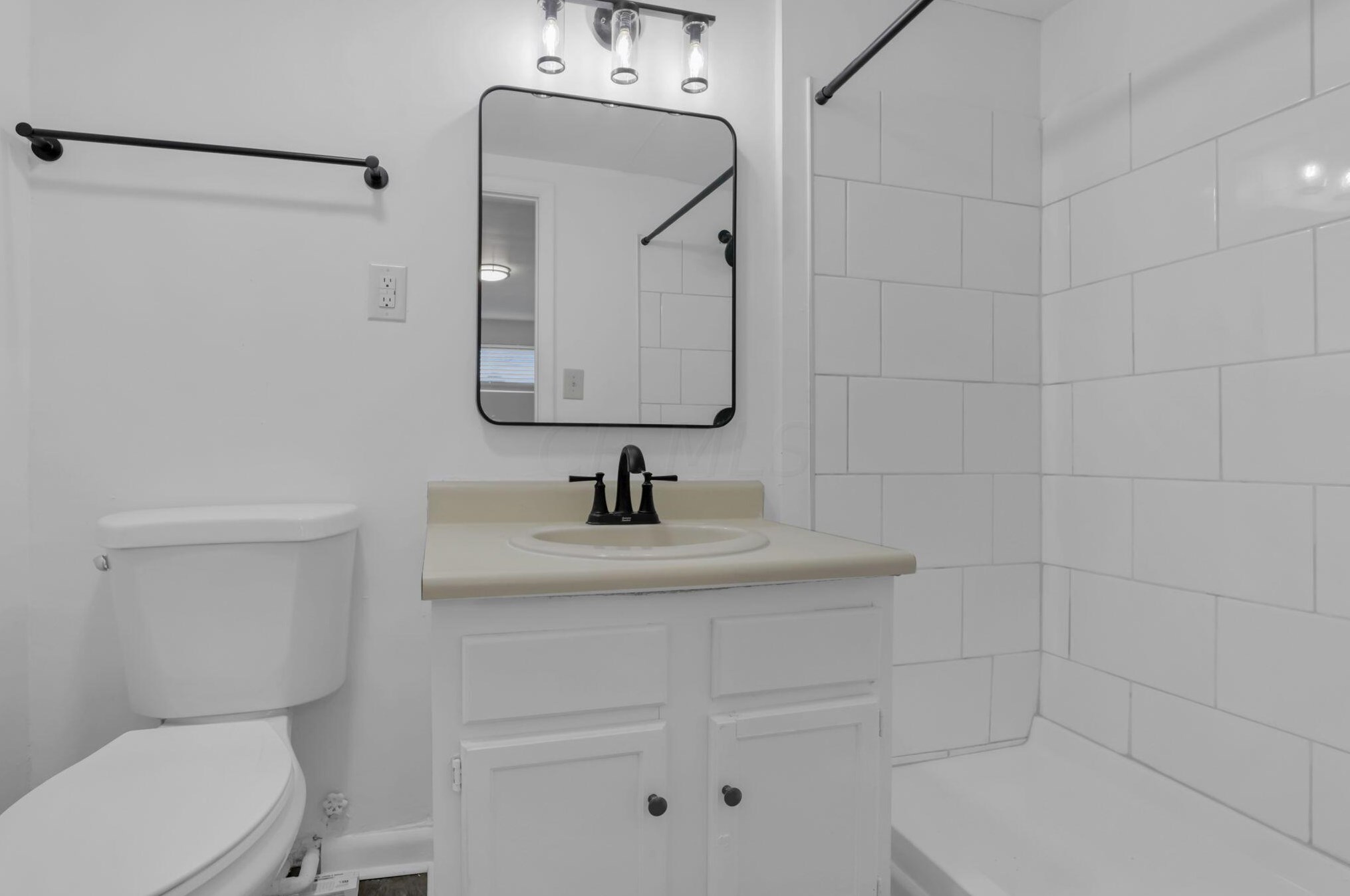 499 Columbus St, Columbus OH 43206-2301 exterior