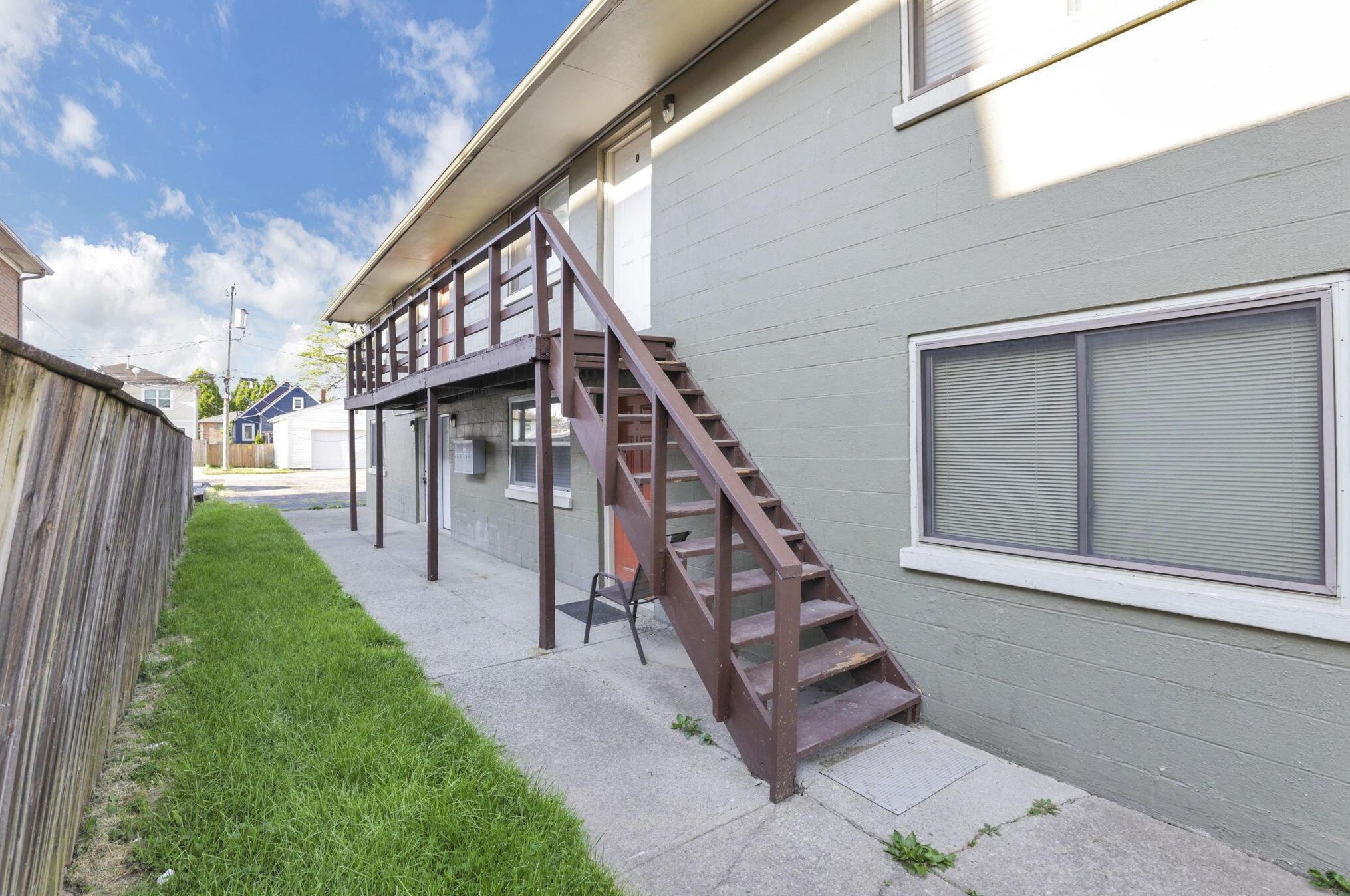 499 Columbus St, Columbus OH 43206-2301 exterior