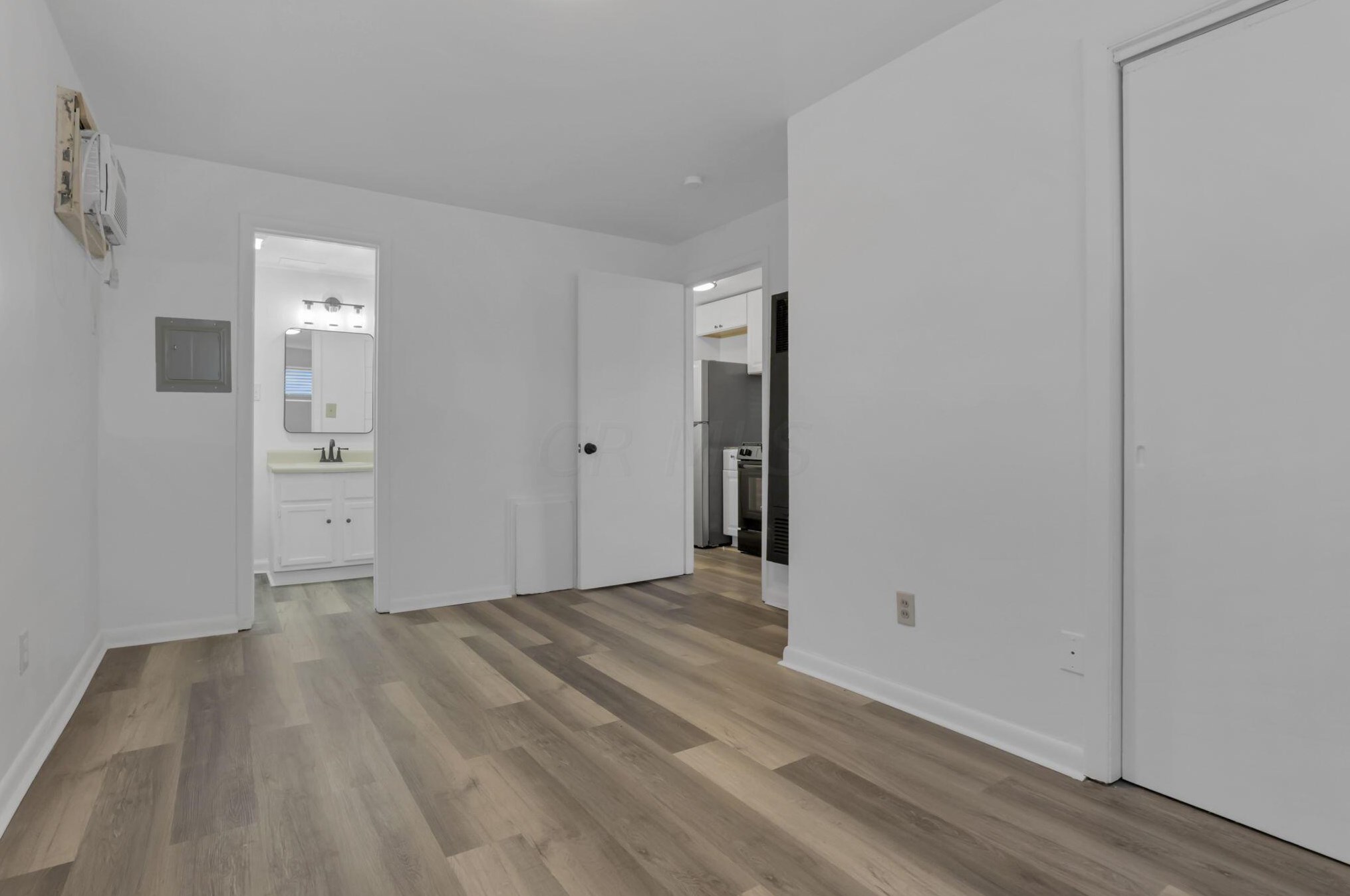 499 Columbus St, Columbus OH 43206-2301 exterior