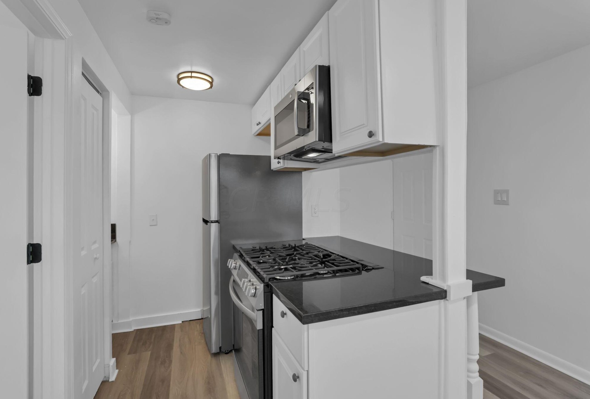 499 Columbus St, Columbus OH 43206-2301 exterior