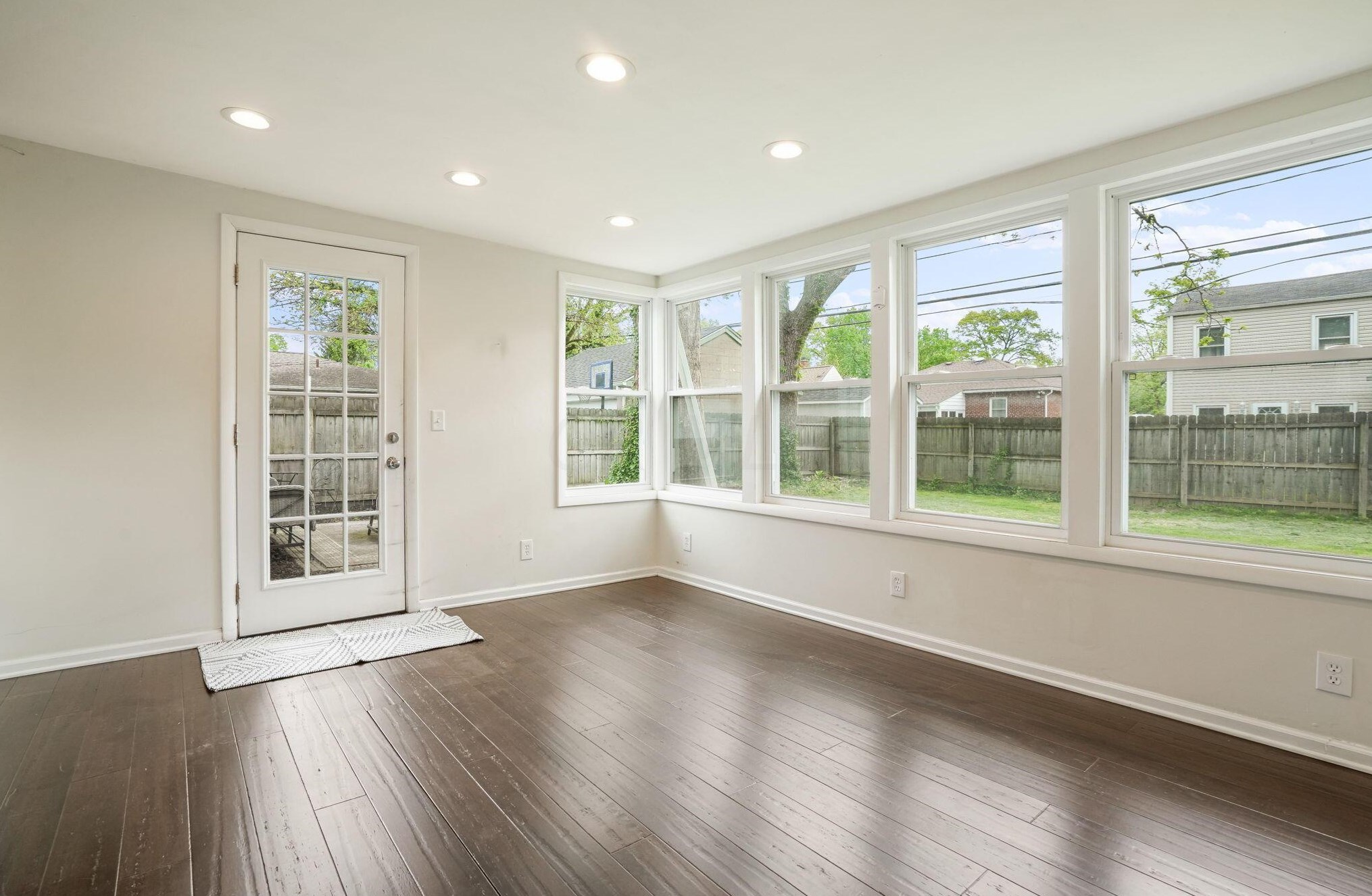 184 Merkle Rd, Columbus OH 43209-1555 exterior