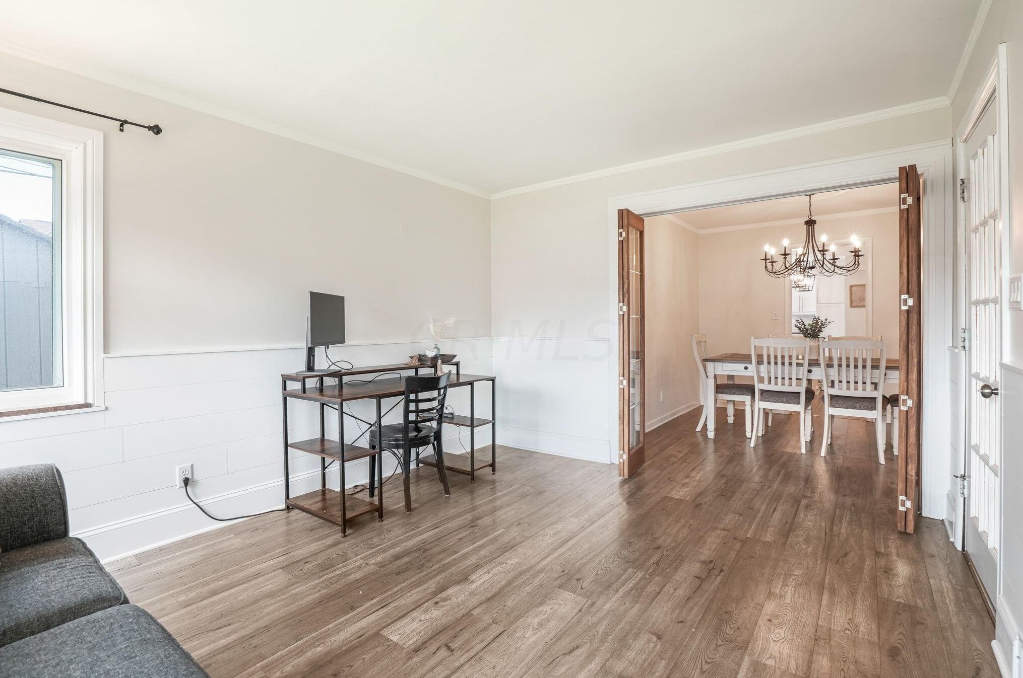 184 Merkle Rd, Columbus OH 43209-1555 exterior