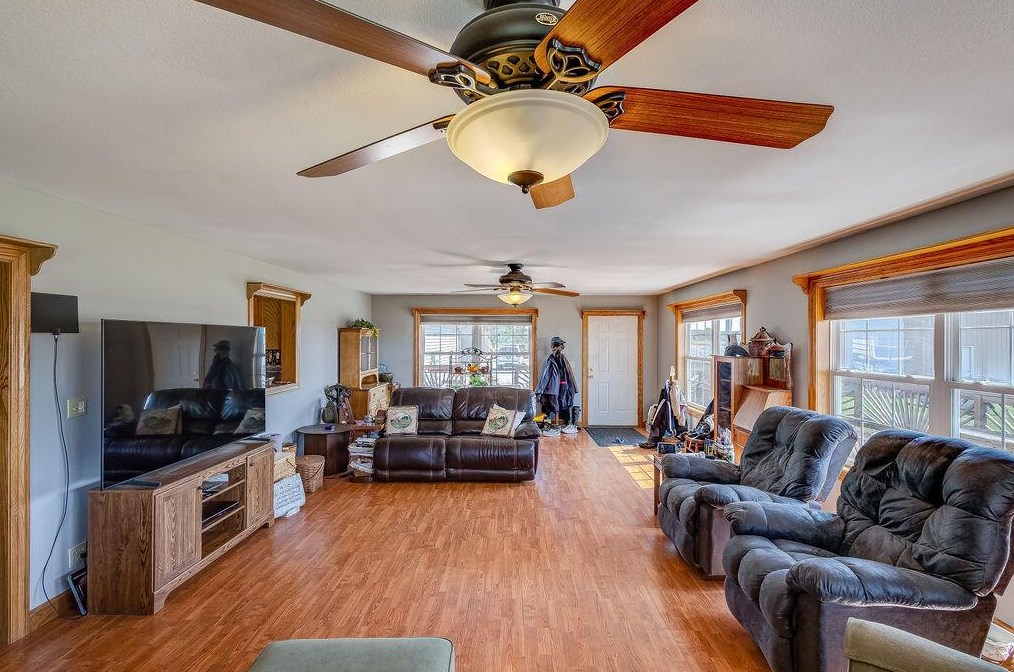 5090 Columbus Rd, Centerburg, OH 43011