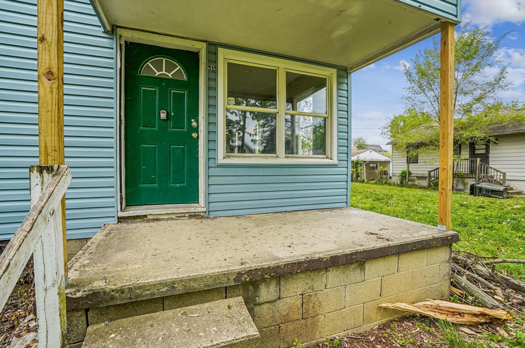 1231 Seymour Ave, Columbus OH  43206-3205 exterior