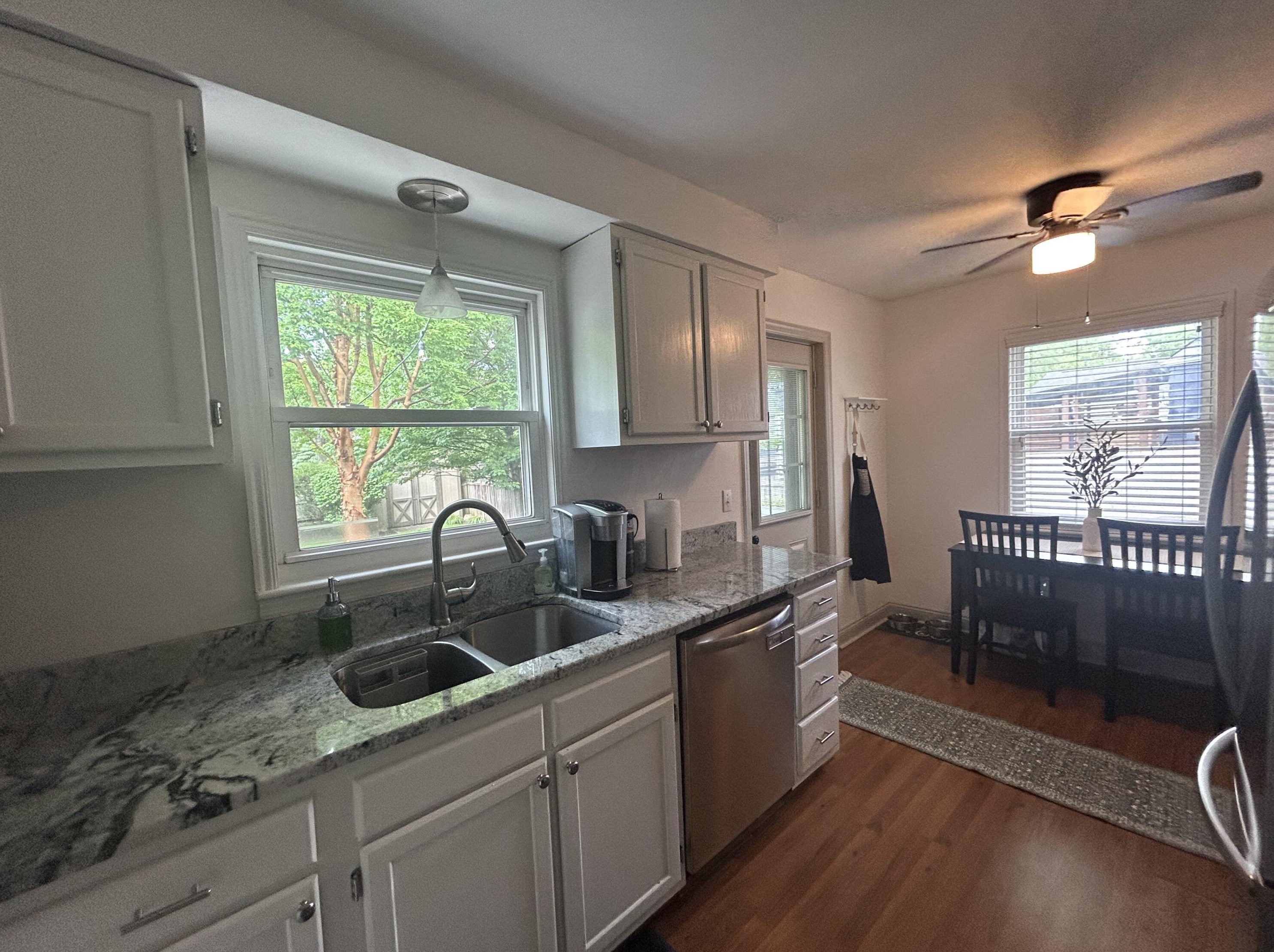 530 Blenheim Rd, Columbus OH  43214-3264 exterior