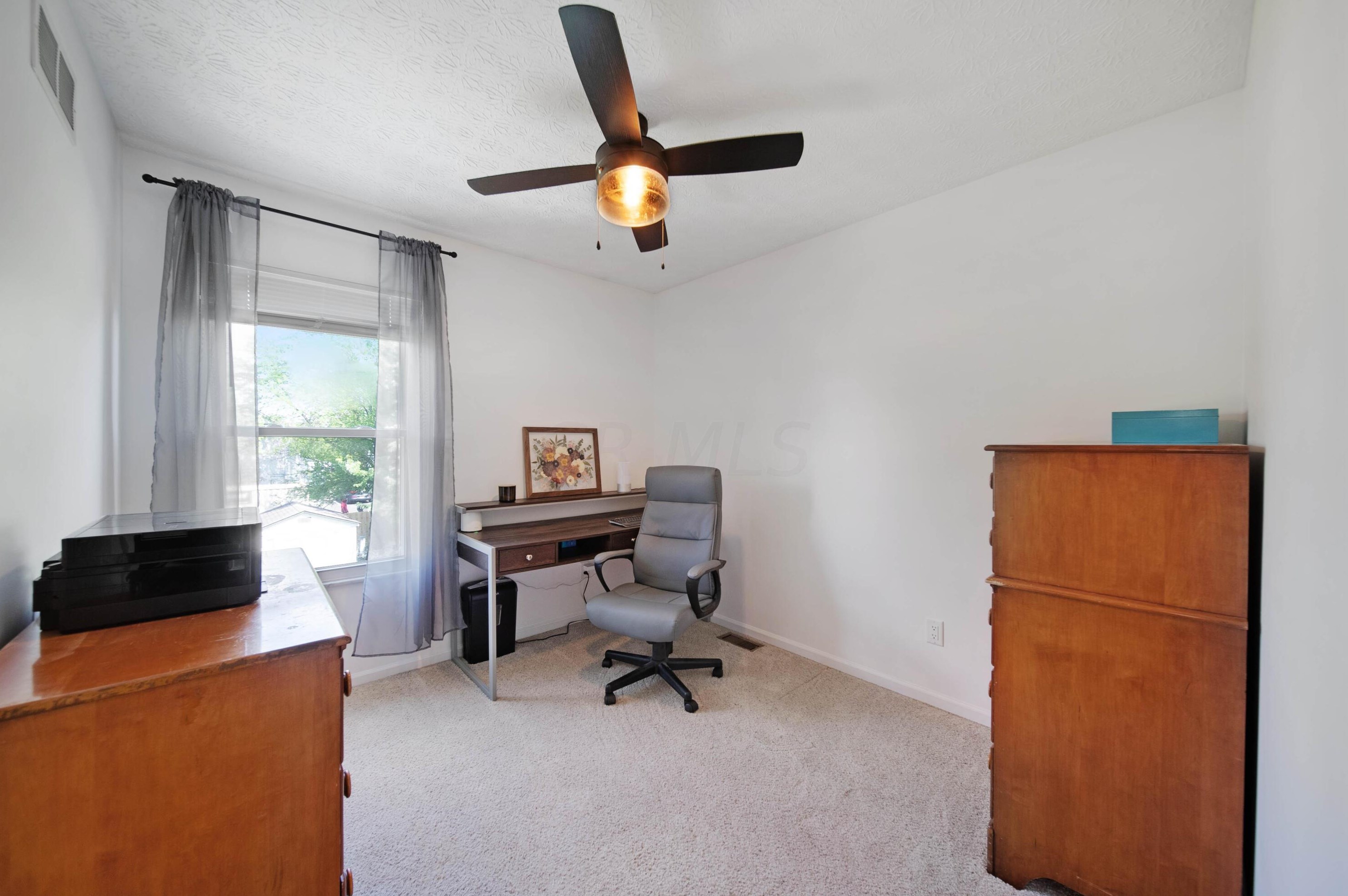 5931 Buechler Bnd, Columbus OH  43228-8803 exterior