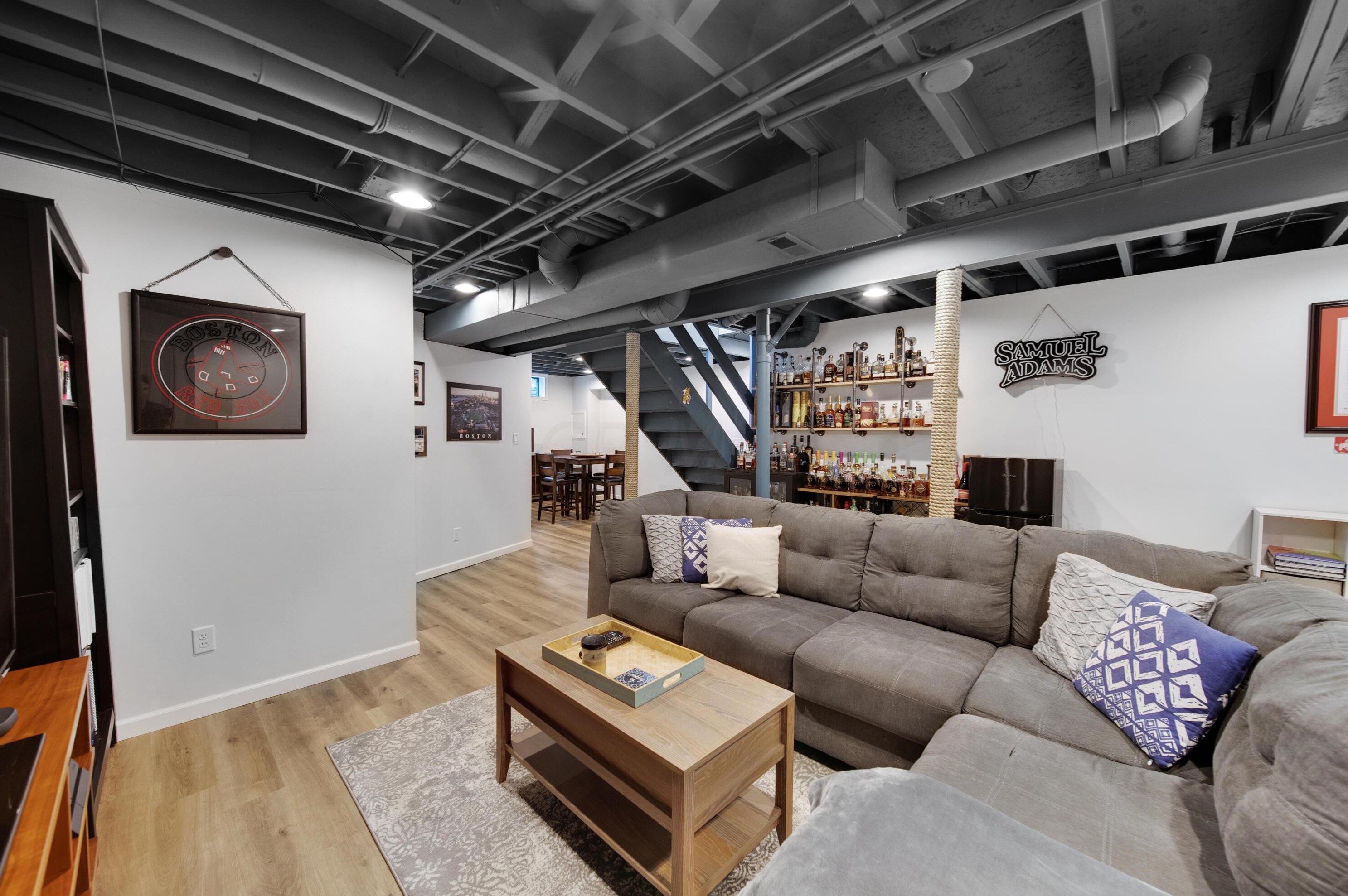 5931 Buechler Bnd, Columbus OH  43228-8803 exterior