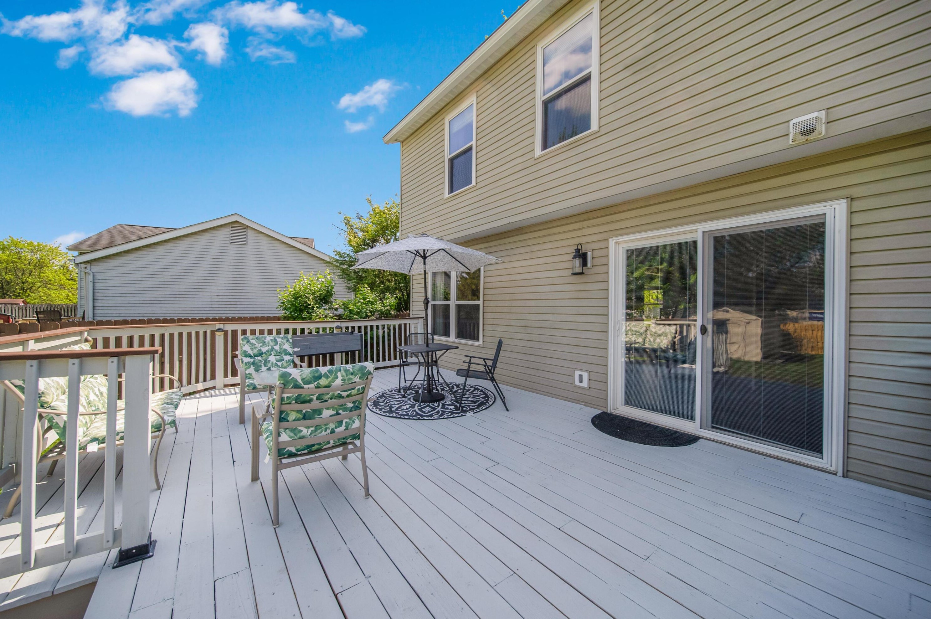 5931 Buechler Bnd, Columbus OH  43228-8803 exterior