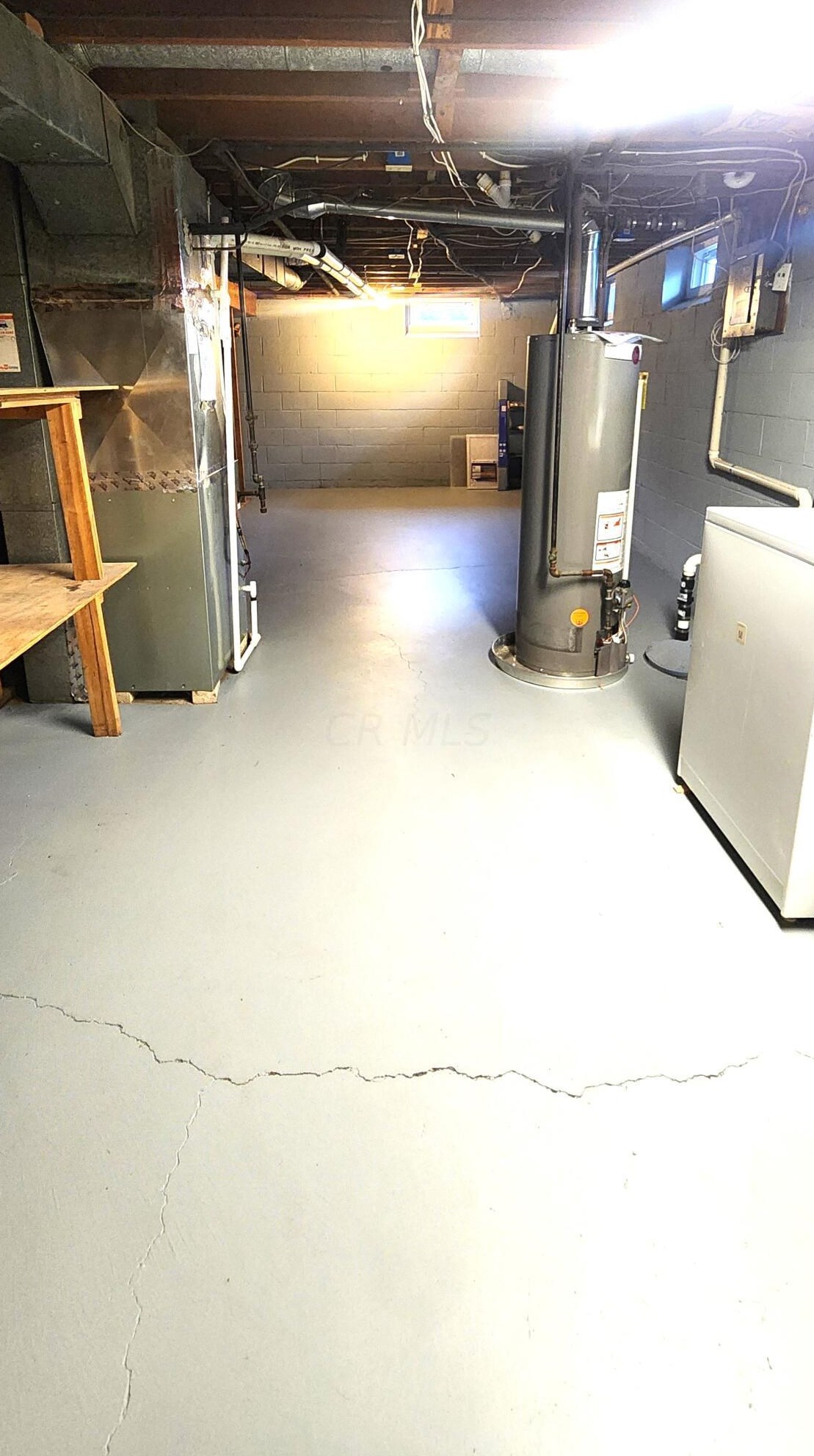 392 Mayflower Blvd, Columbus OH 43213-2366 exterior